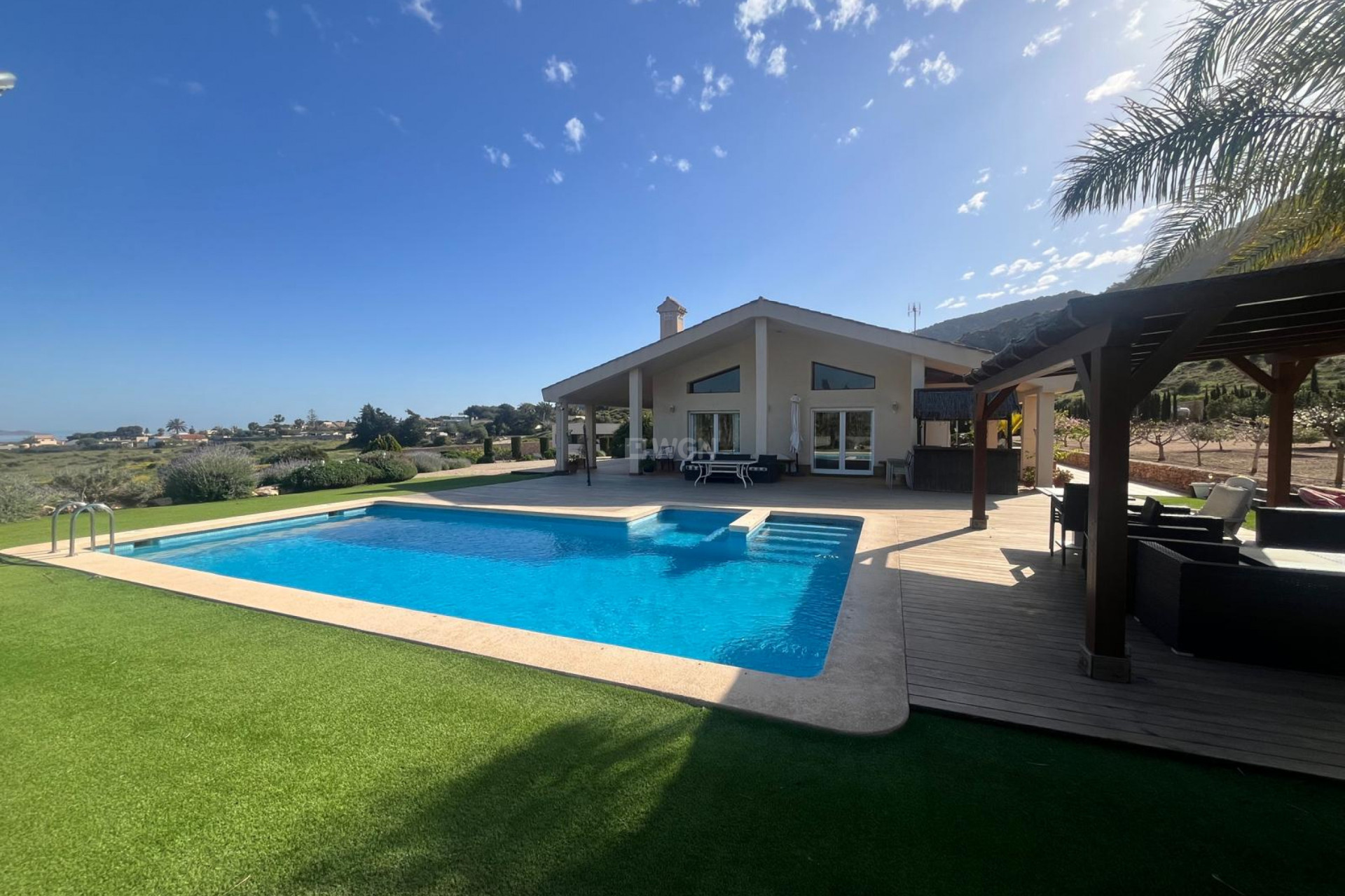 Reventa - Villa - Los Belones - Inland