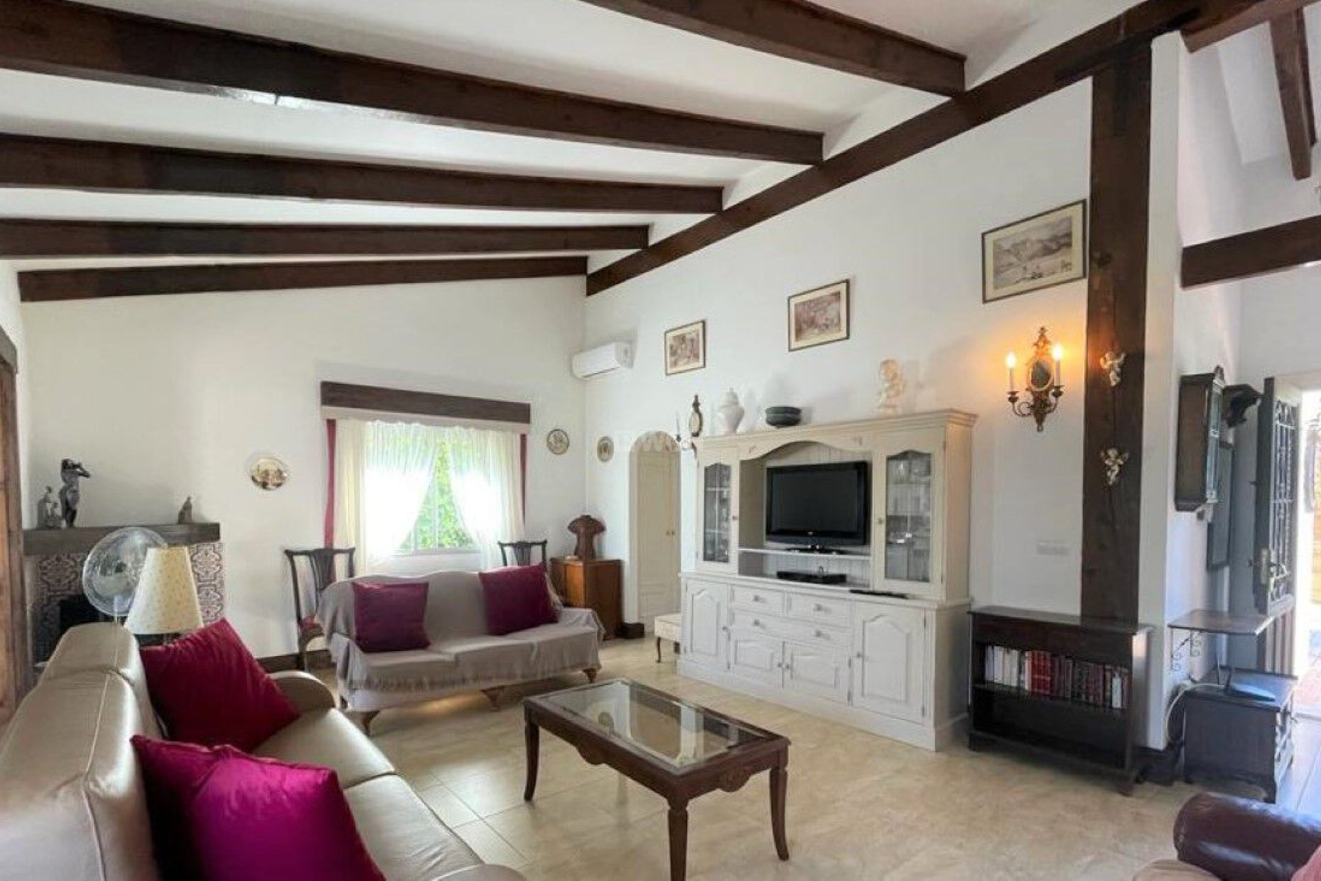 Reventa - Villa - Los Belones - Inland