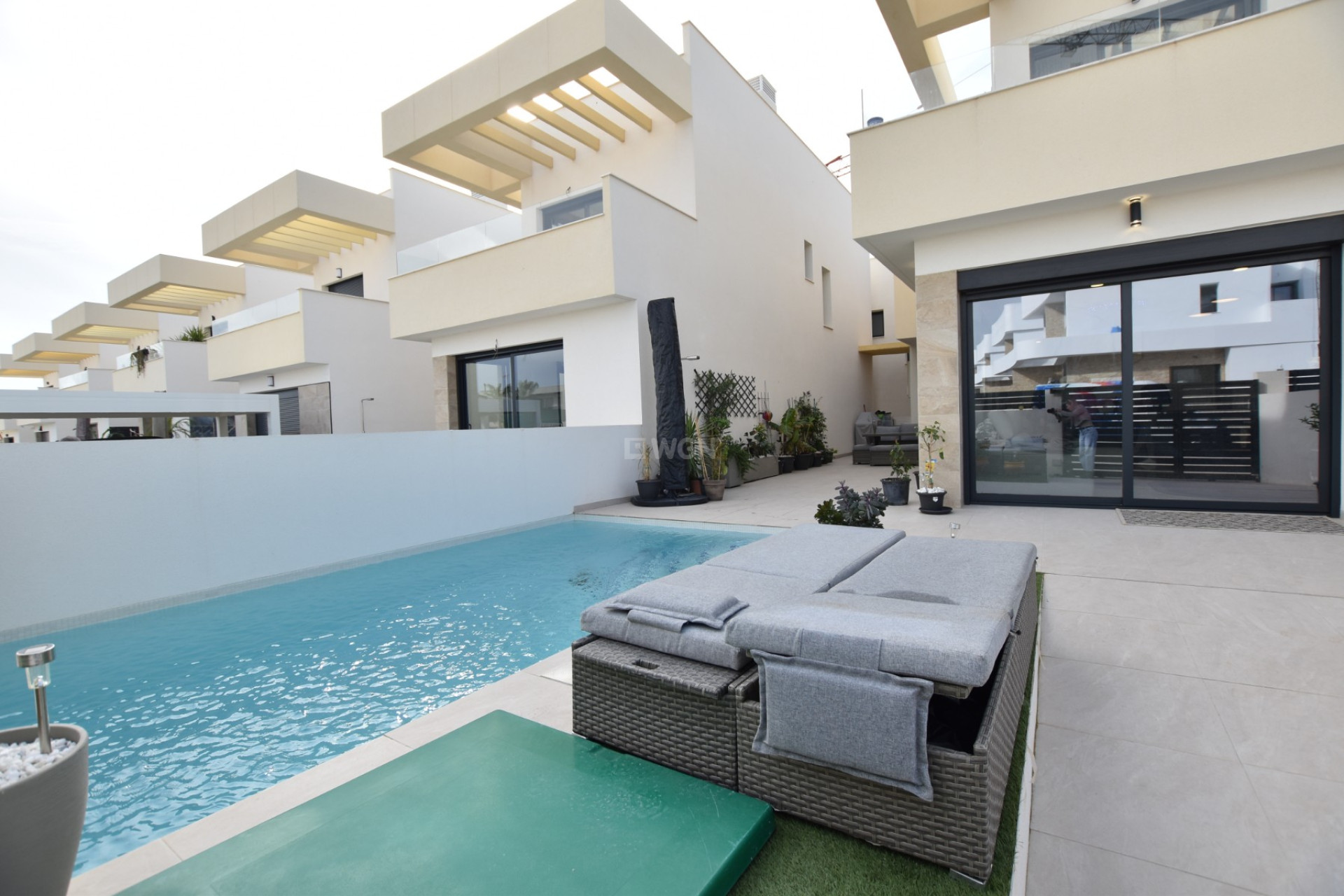 Reventa - Villa - Los Montesinos - Costa Blanca