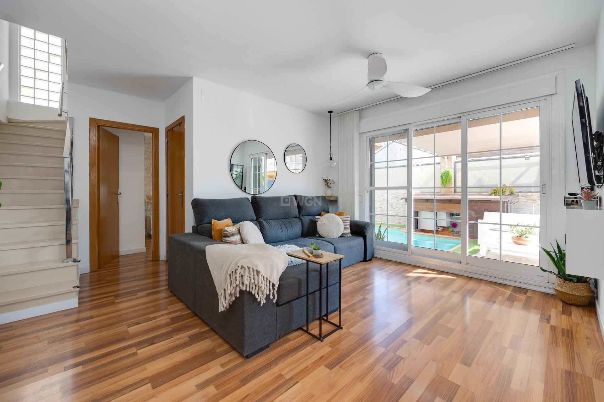 Reventa - Villa - Los Montesinos - La Herrada