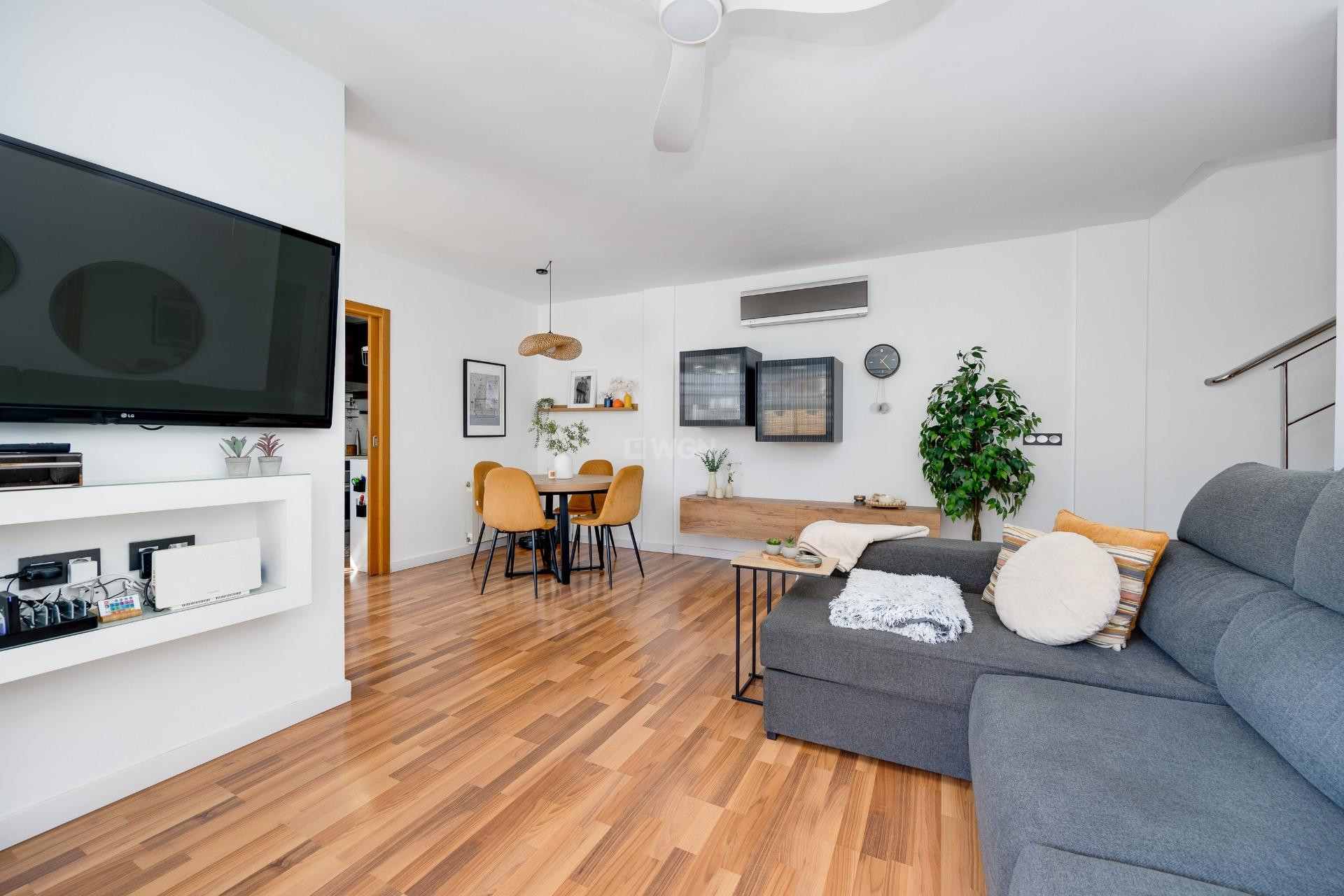 Reventa - Villa - Los Montesinos - La Herrada