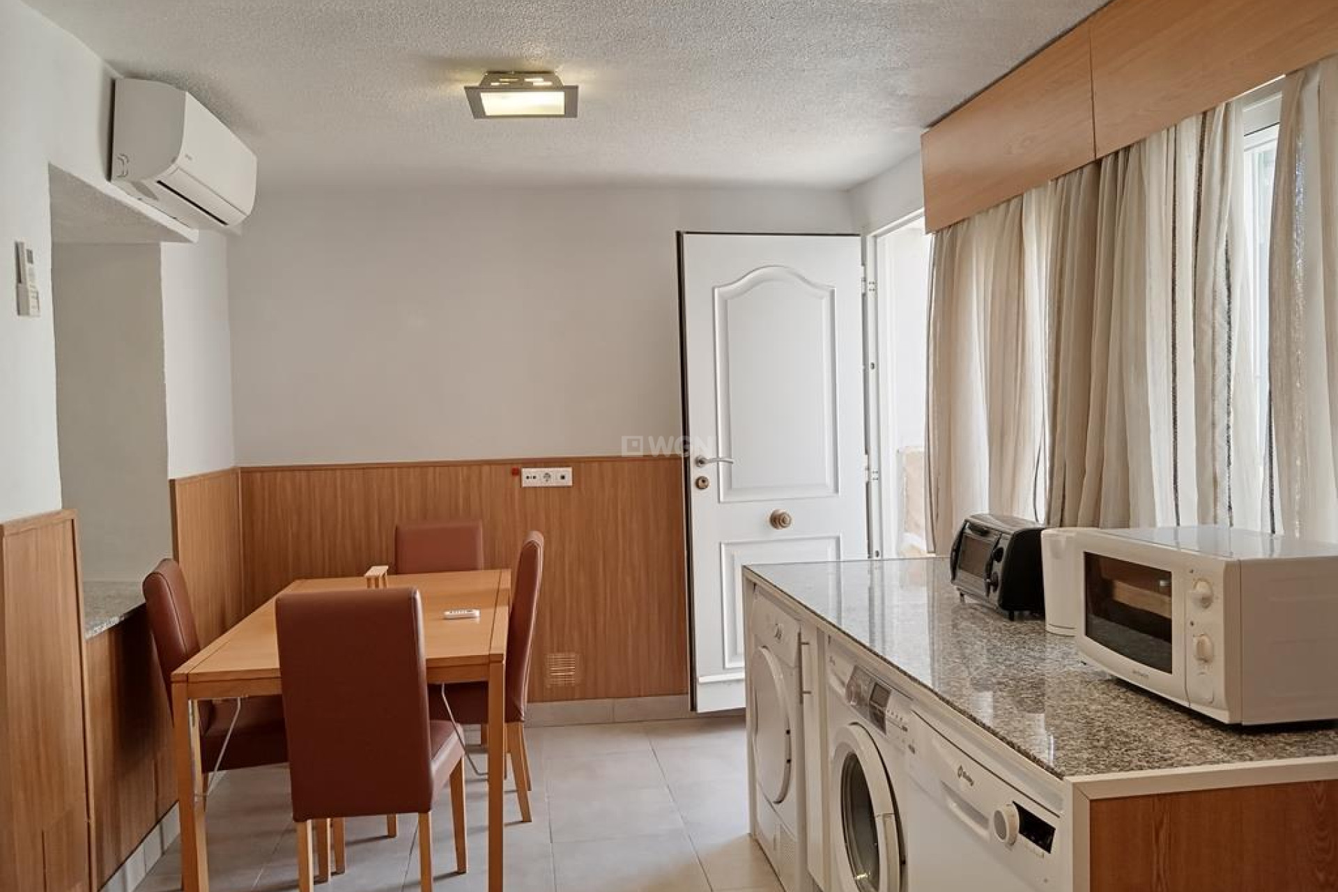 Reventa - Villa - Los Montesinos - PUEBLO CENTRO