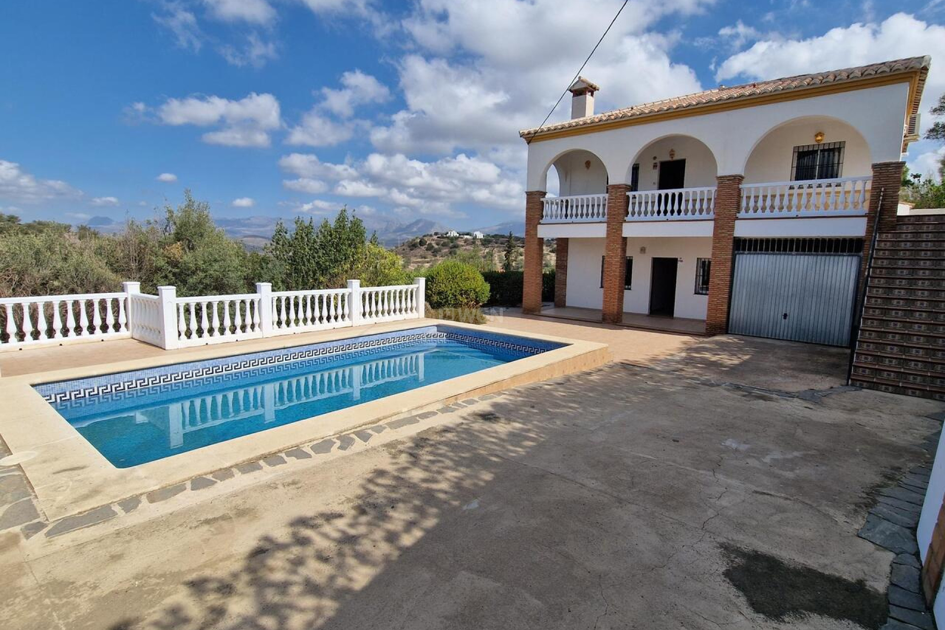 Reventa - Villa - Los Romanes - Inland