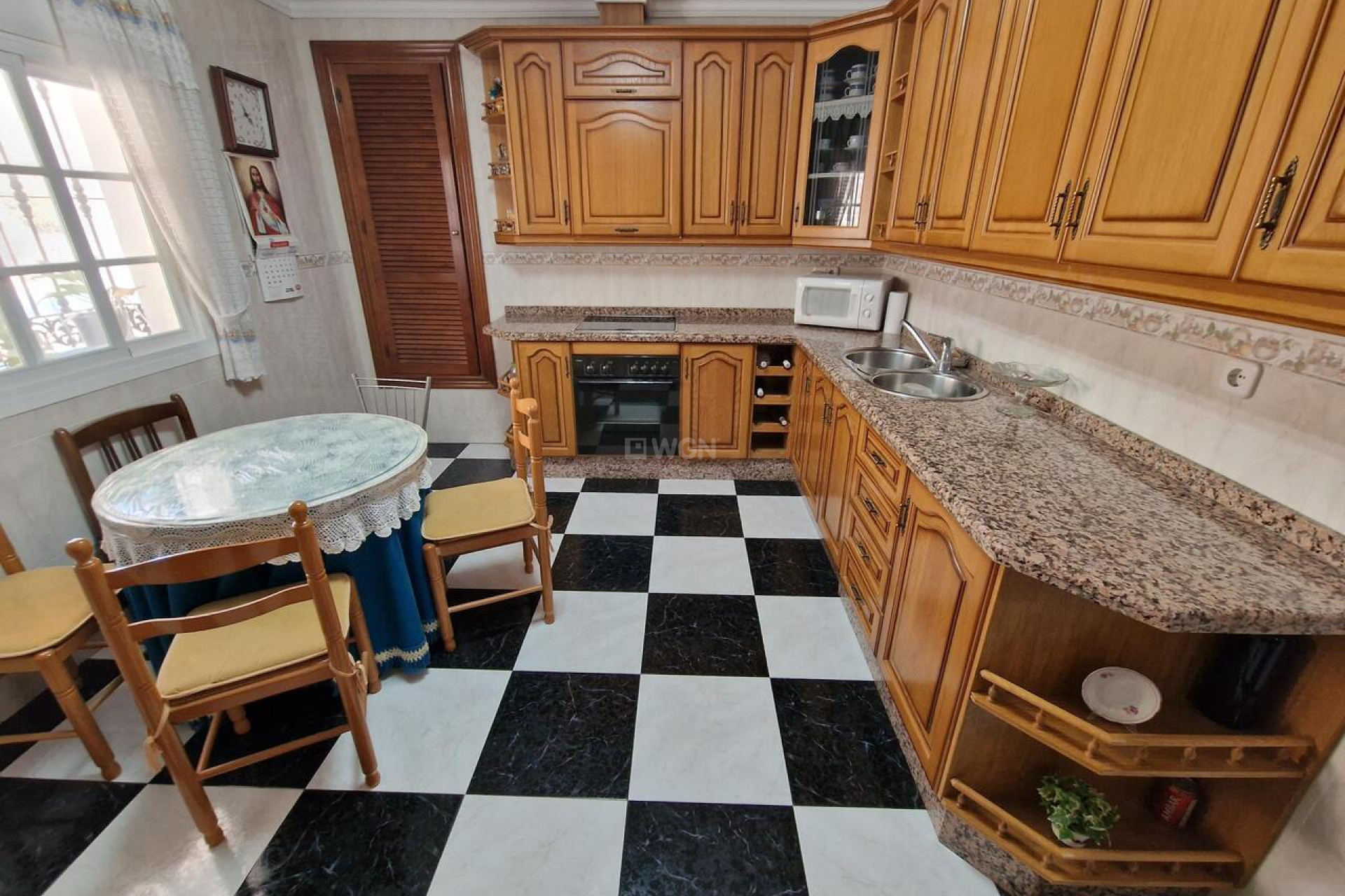 Reventa - Villa - Los Romanes - Inland