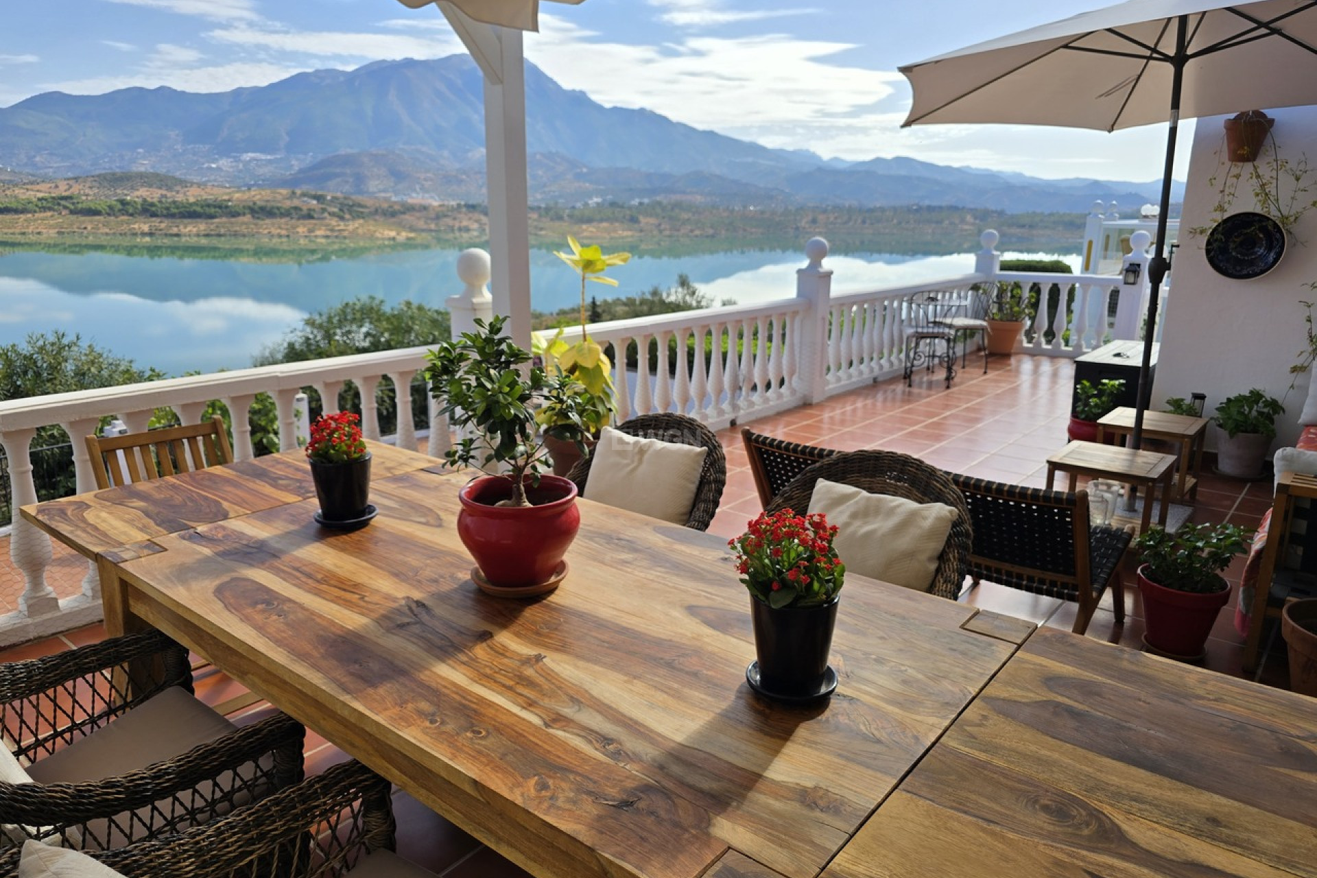 Reventa - Villa - Los Romanes - Inland