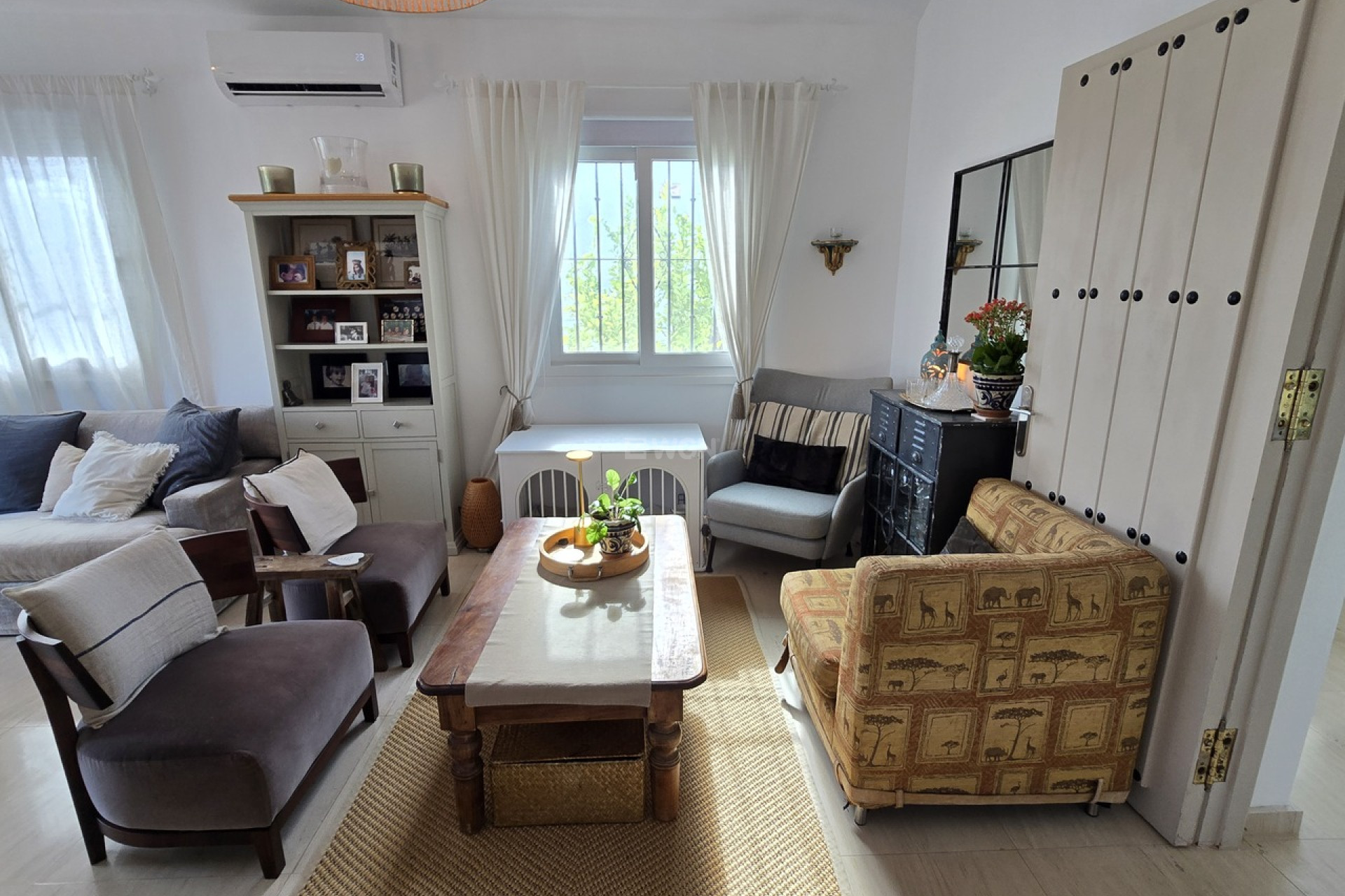 Reventa - Villa - Los Romanes - Inland