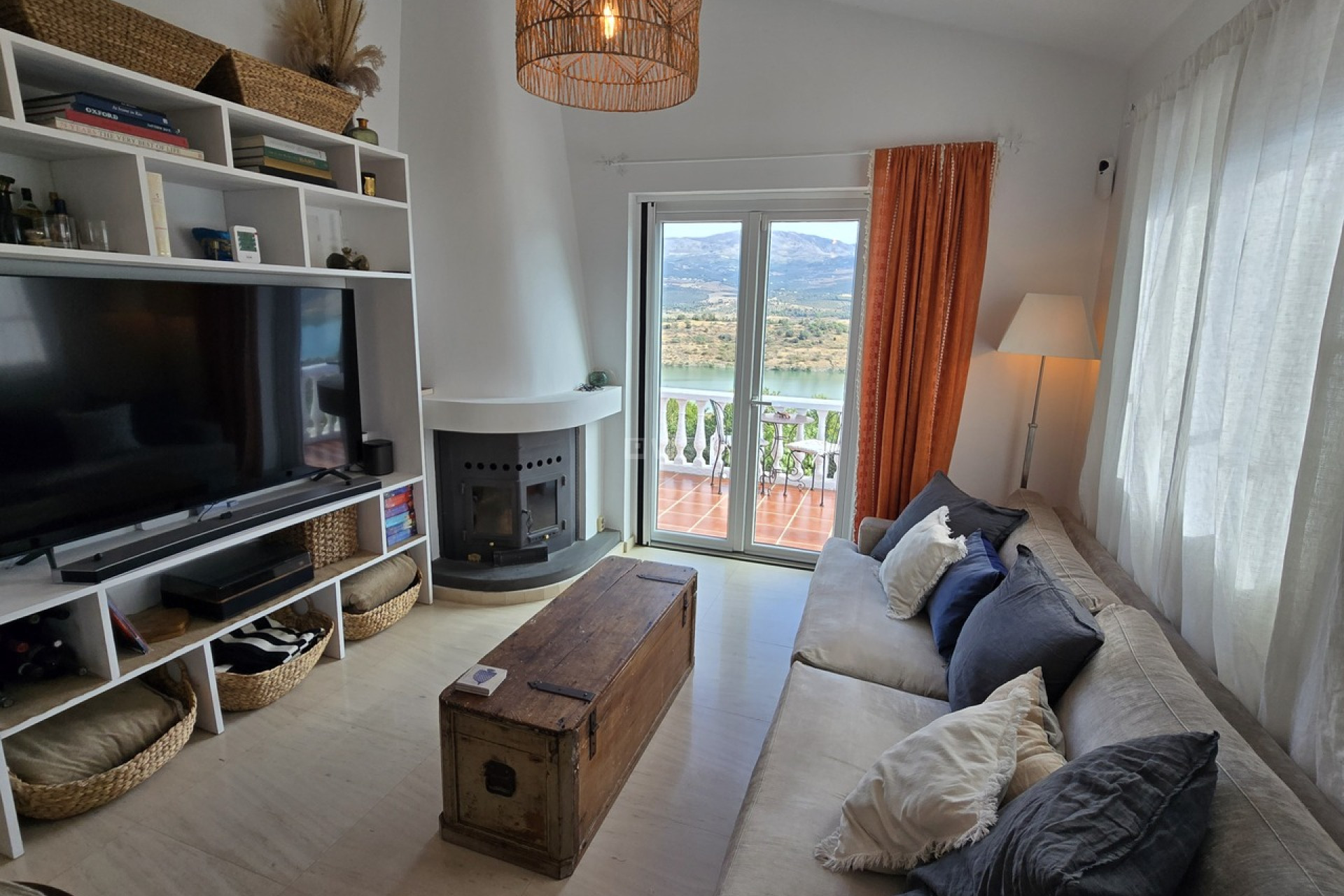 Reventa - Villa - Los Romanes - Inland