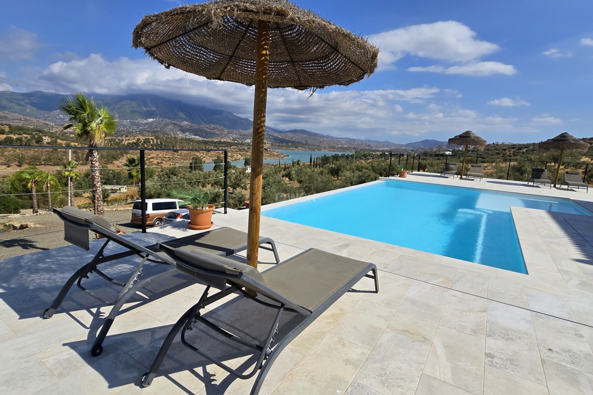 Reventa - Villa - Los Romanes - Inland