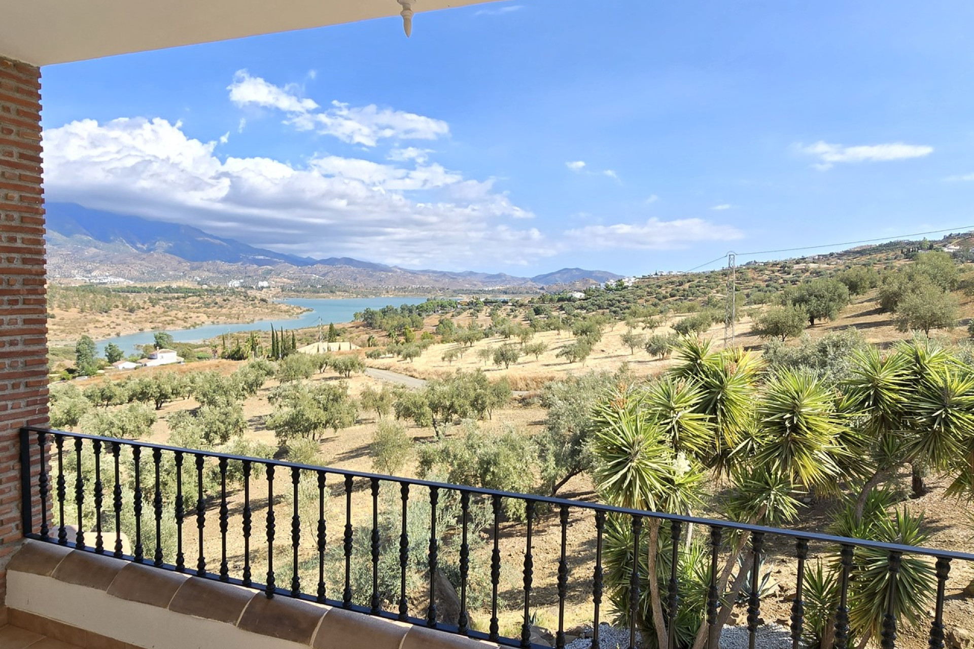 Reventa - Villa - Los Romanes - Inland