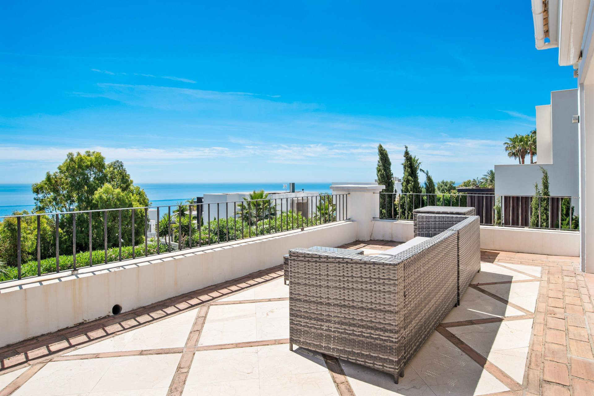 Reventa - Villa - Manilva - Bahia De Las Rocas