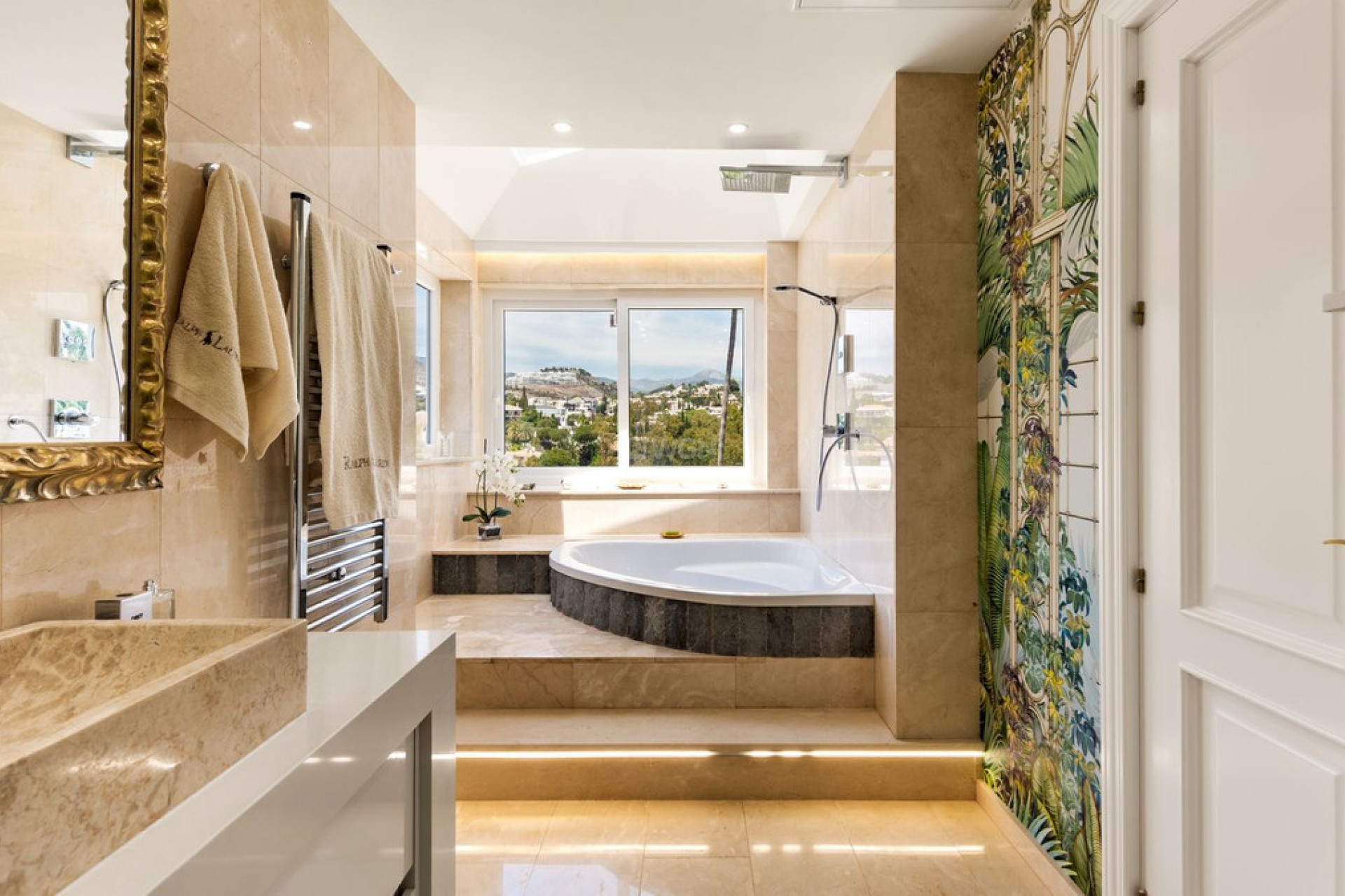 Reventa - Villa - Marbella - Costa del Sol