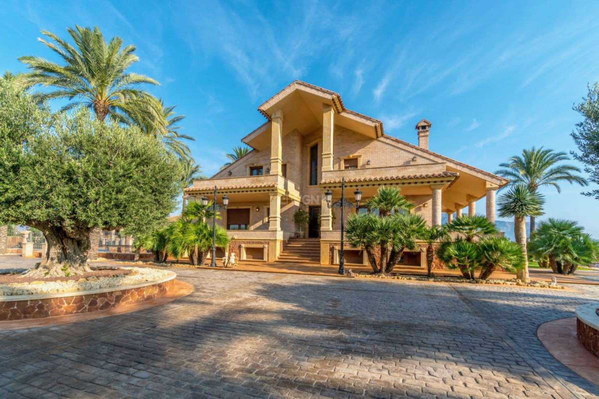 Reventa - Villa - Molins - Inland