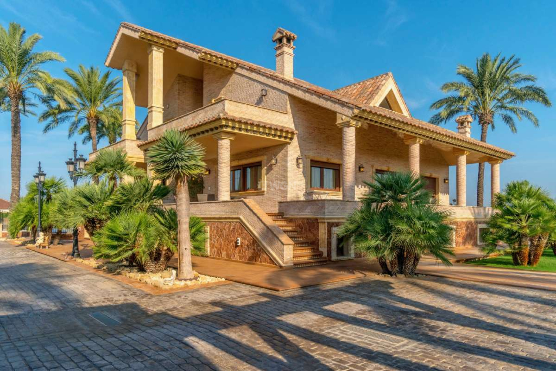 Reventa - Villa - Molins - Inland
