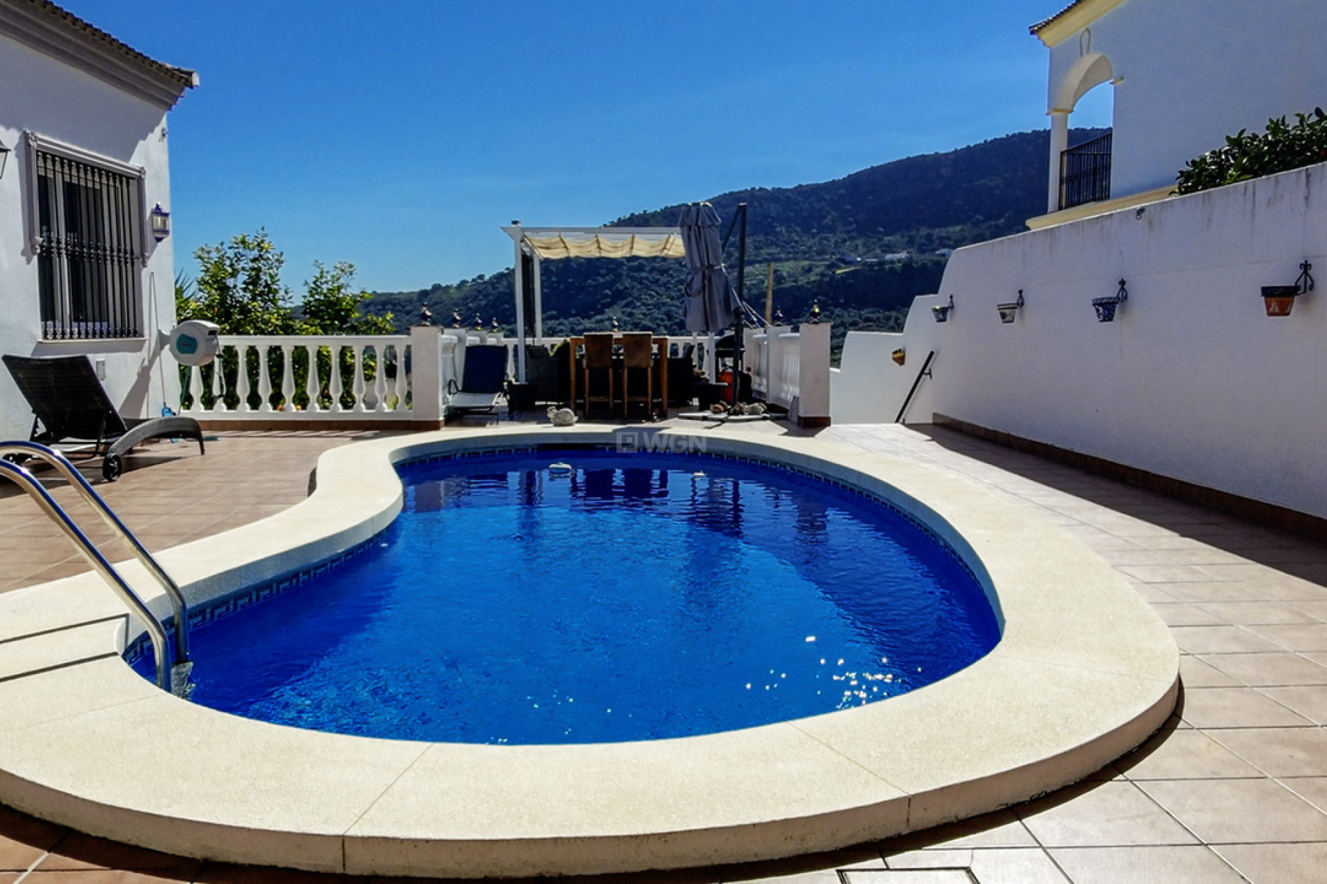 Reventa - Villa - Mondrón - Inland