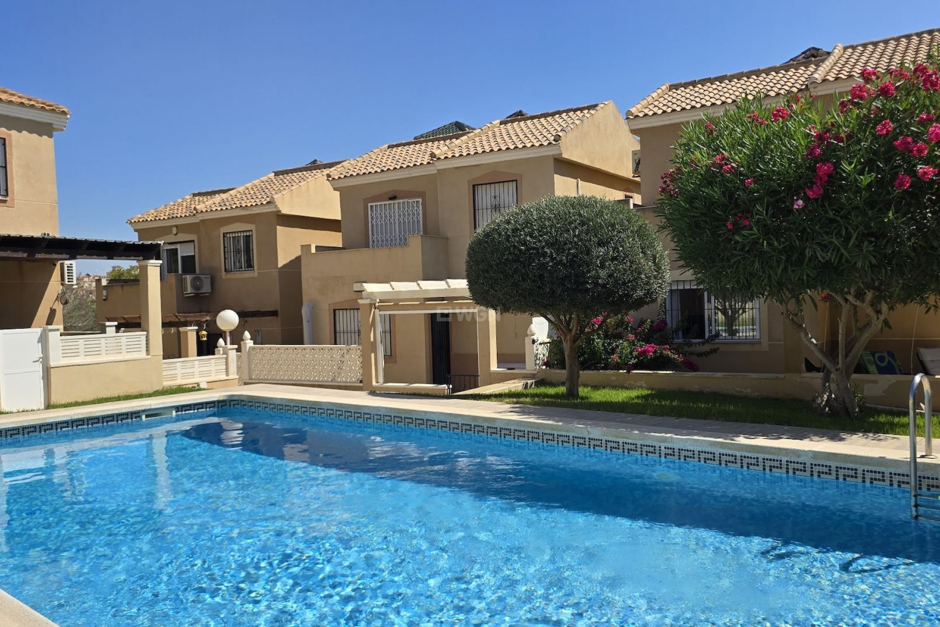 Reventa - Villa - Orihuela - Inland