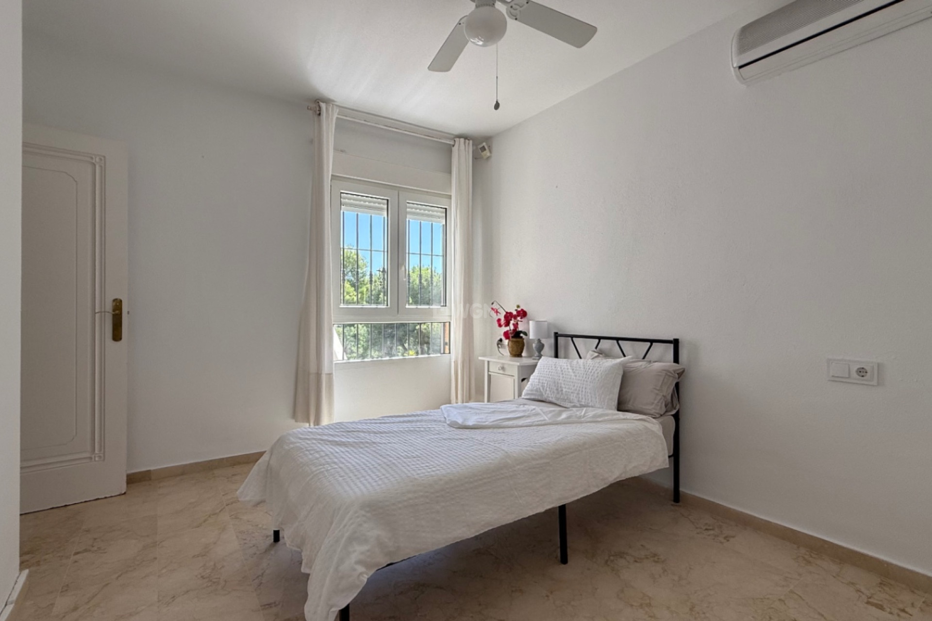 Reventa - Villa - Orihuela - Inland