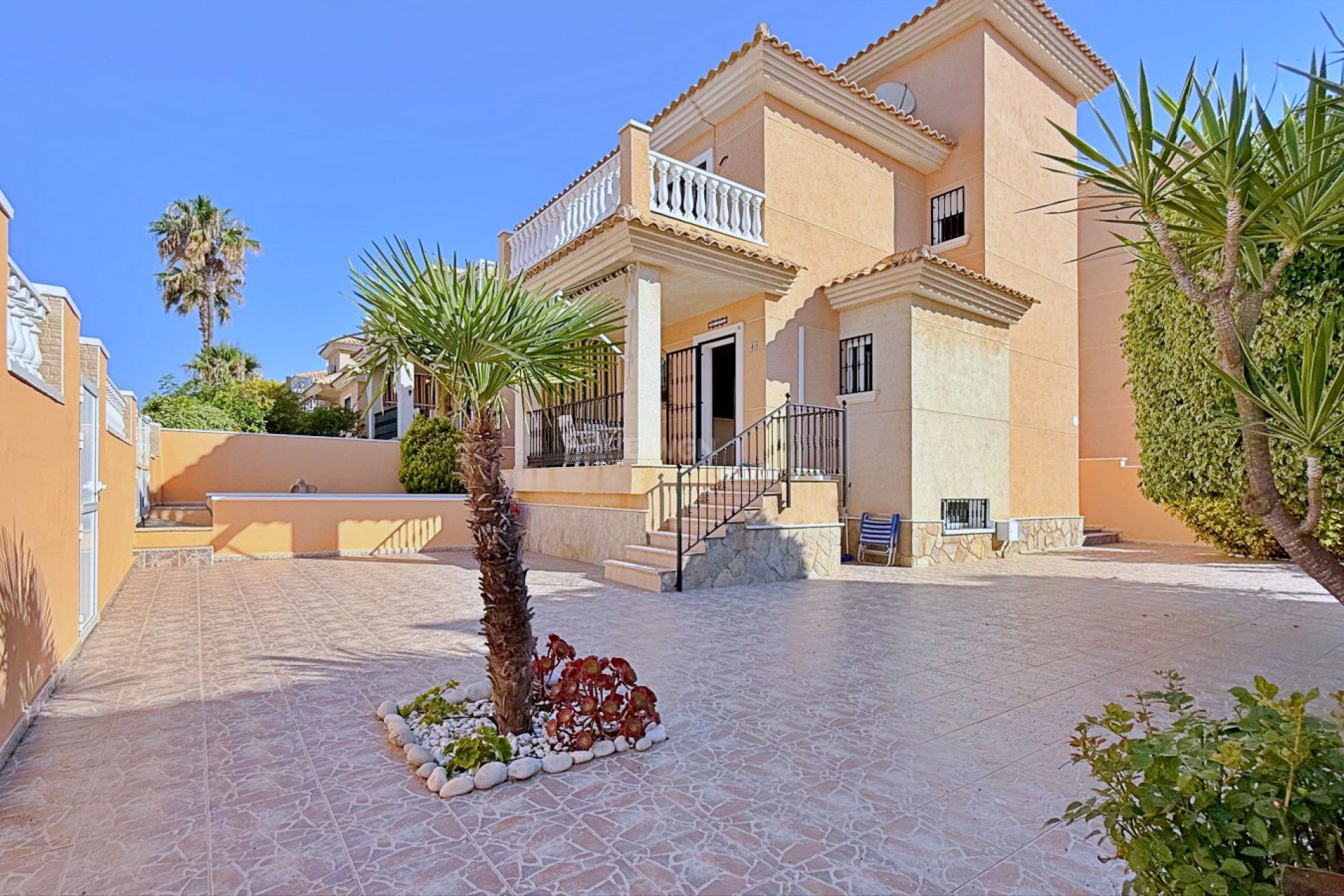 Reventa - Villa - Orihuela - Inland