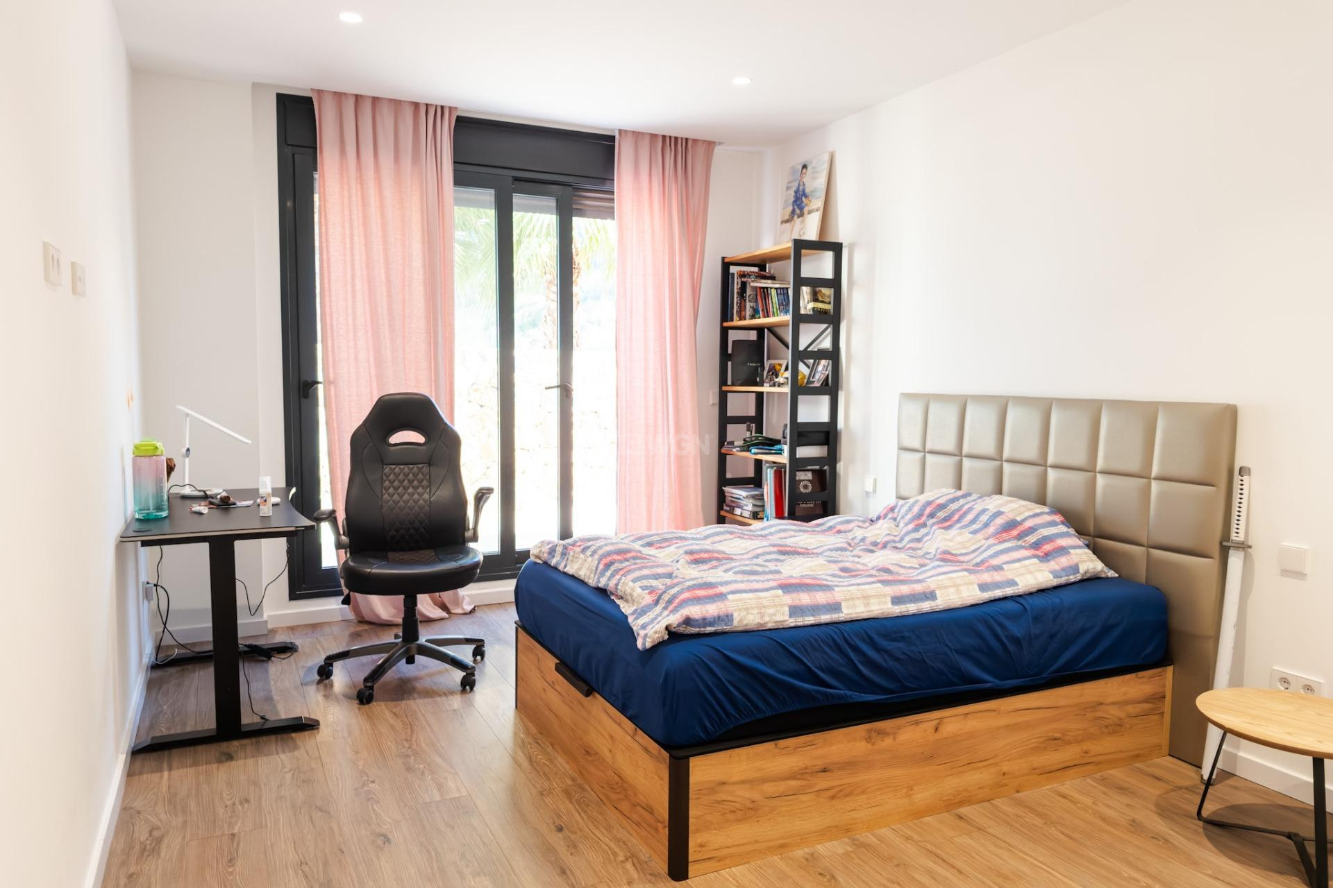 Reventa - Villa - Orihuela - Las Colinas Golf