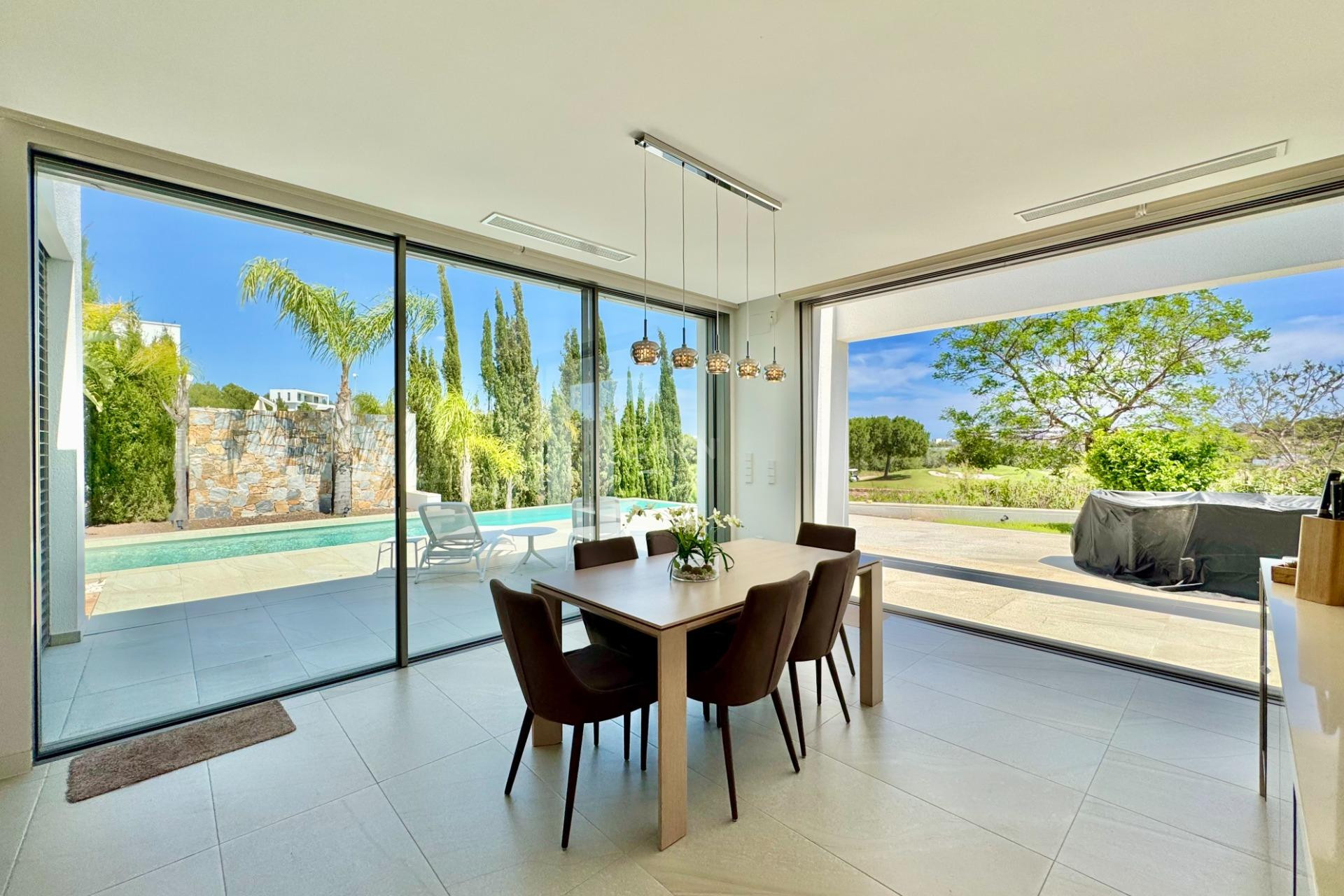 Reventa - Villa - Orihuela - Las Colinas Golf