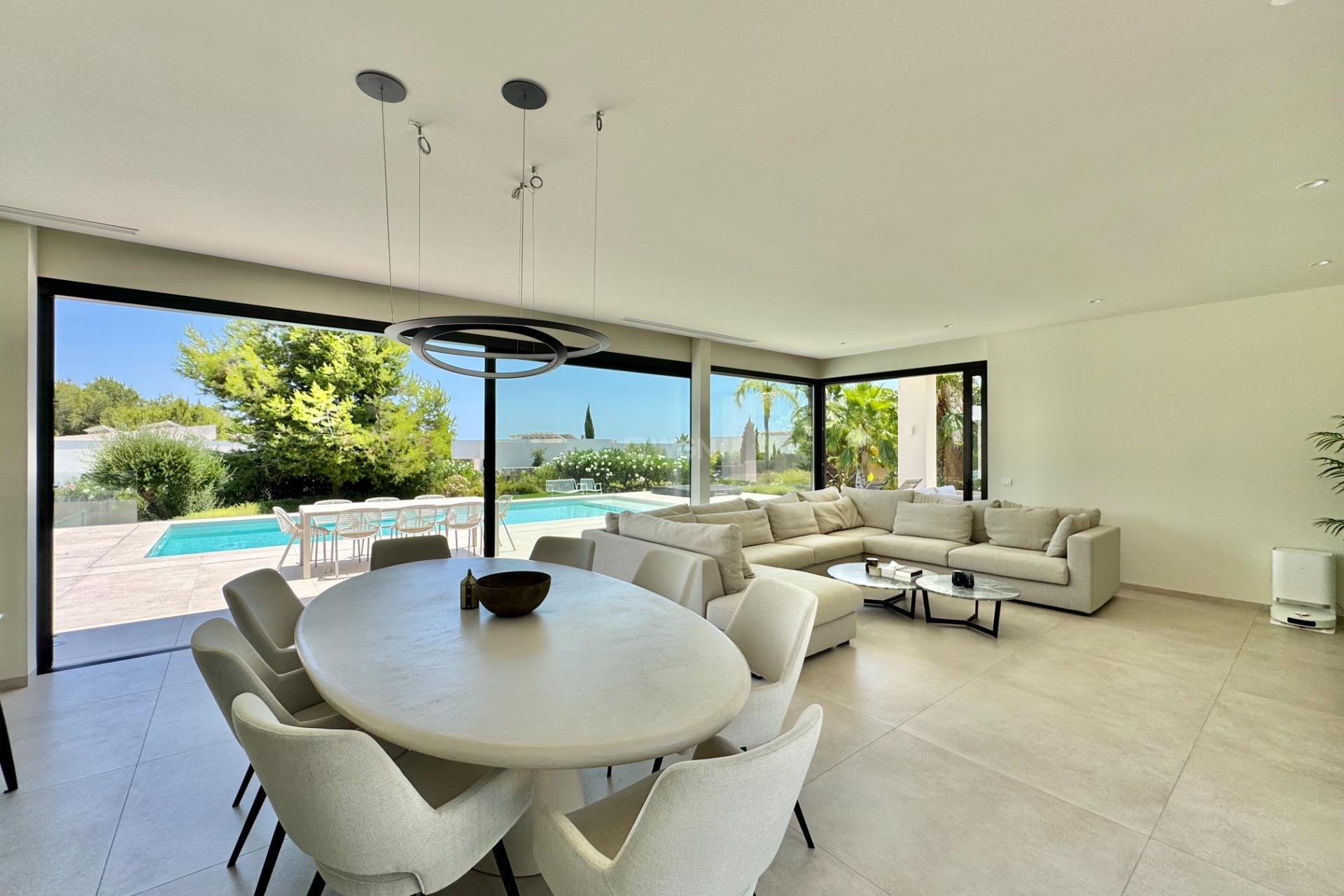 Reventa - Villa - Orihuela - Las Colinas Golf