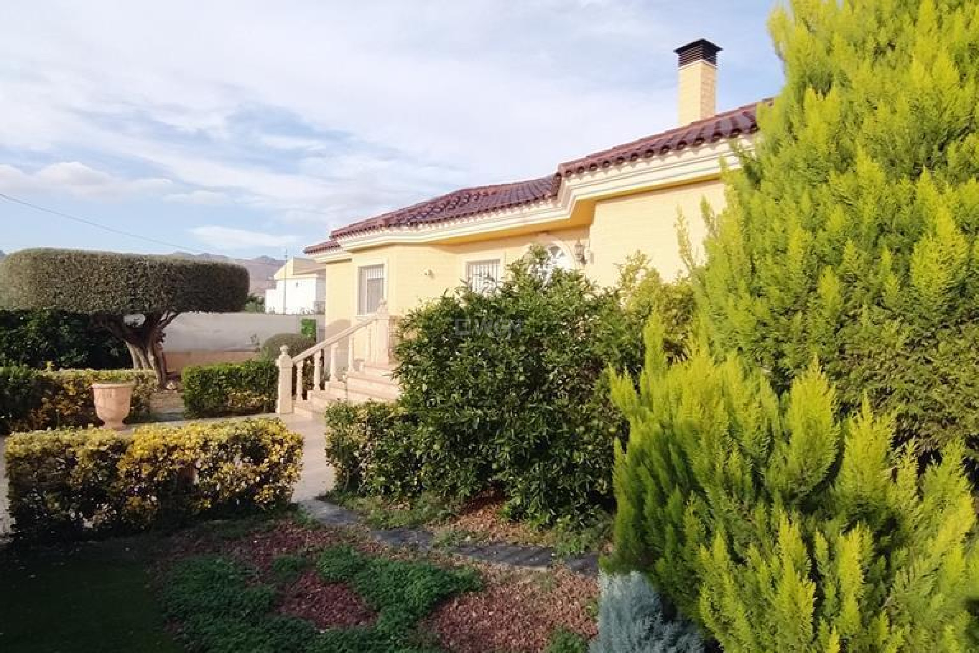 Reventa - Villa - Orihuela - LOS DESEMPARADOS