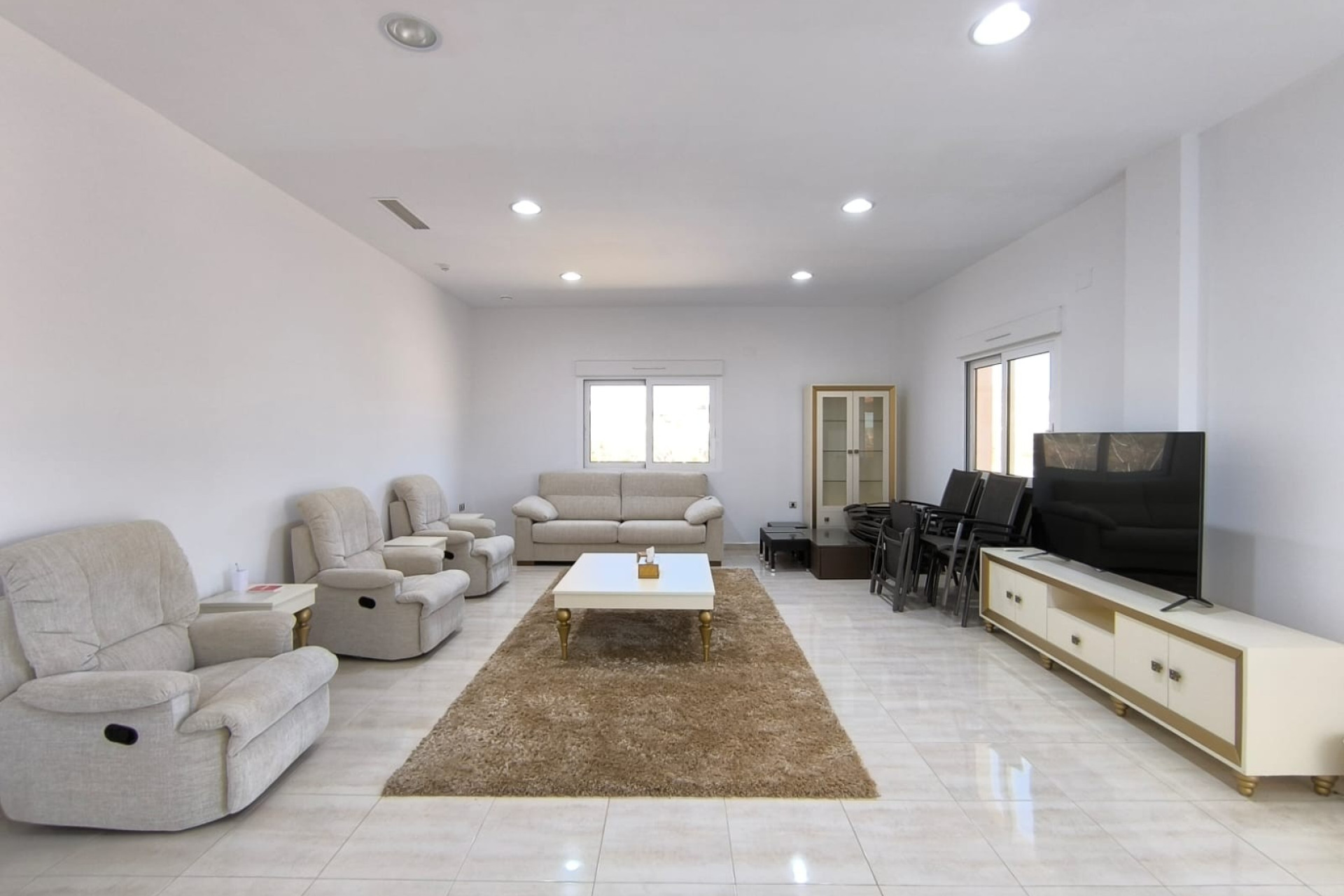 Reventa - Villa - Pinoso - Inland