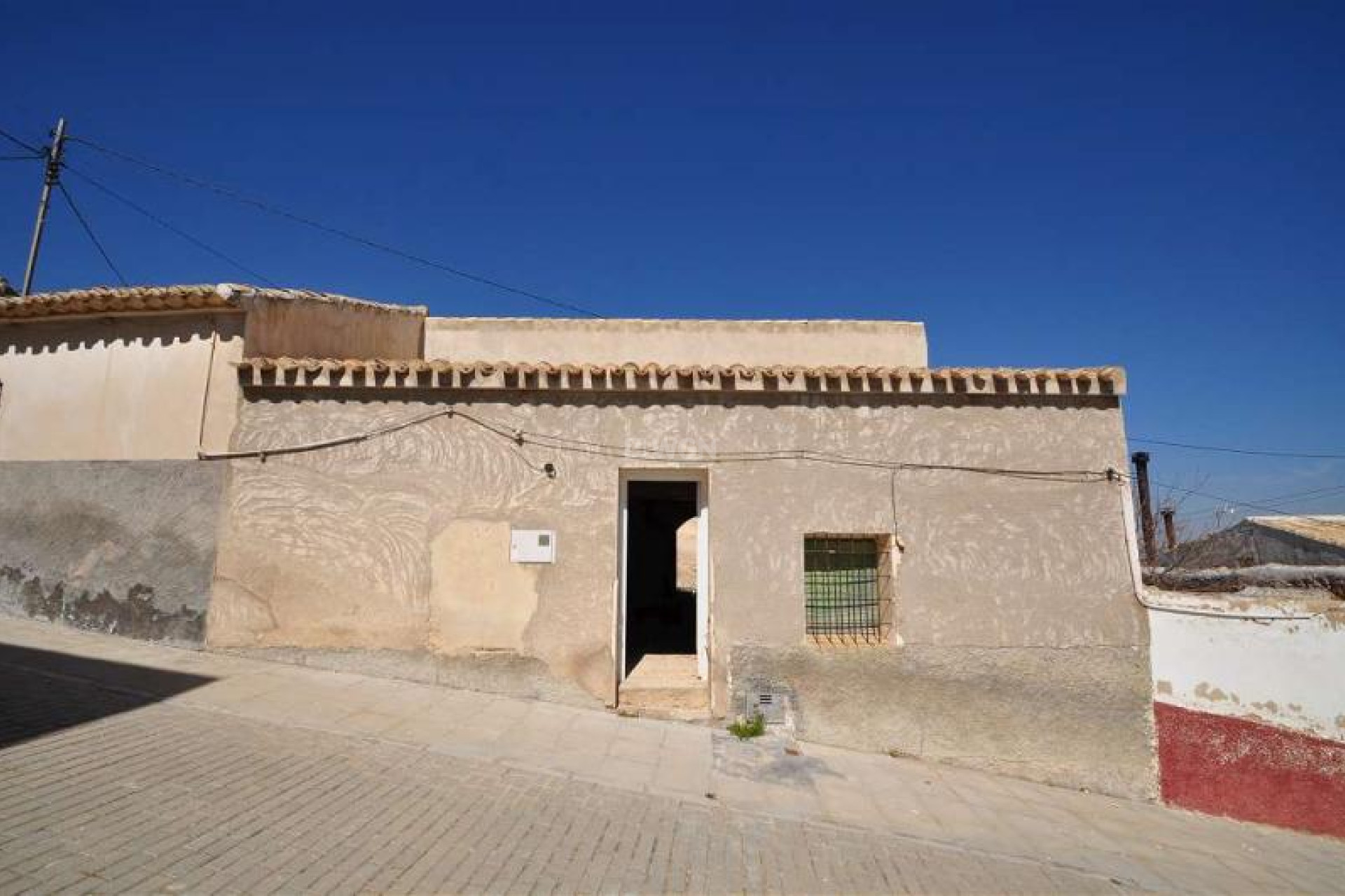 Reventa - Villa - Raspay - Inland