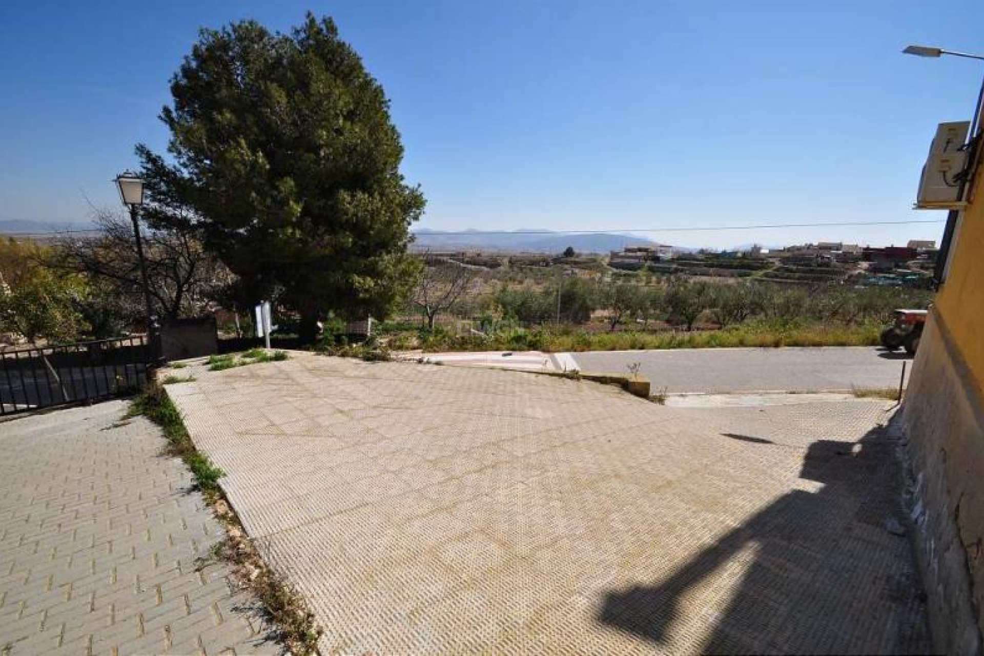 Reventa - Villa - Raspay - Inland