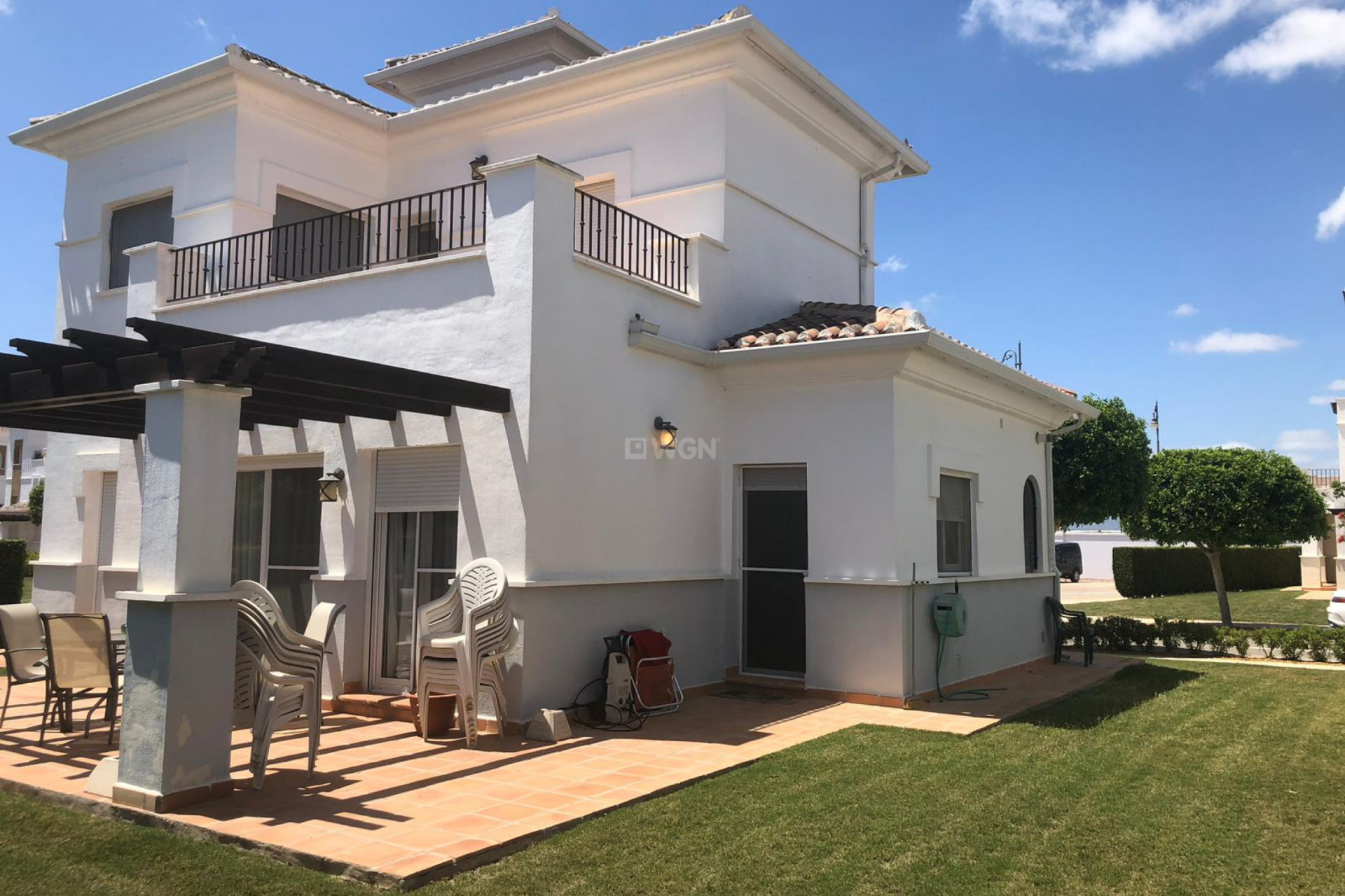 Reventa - Villa - Roldan - Inland