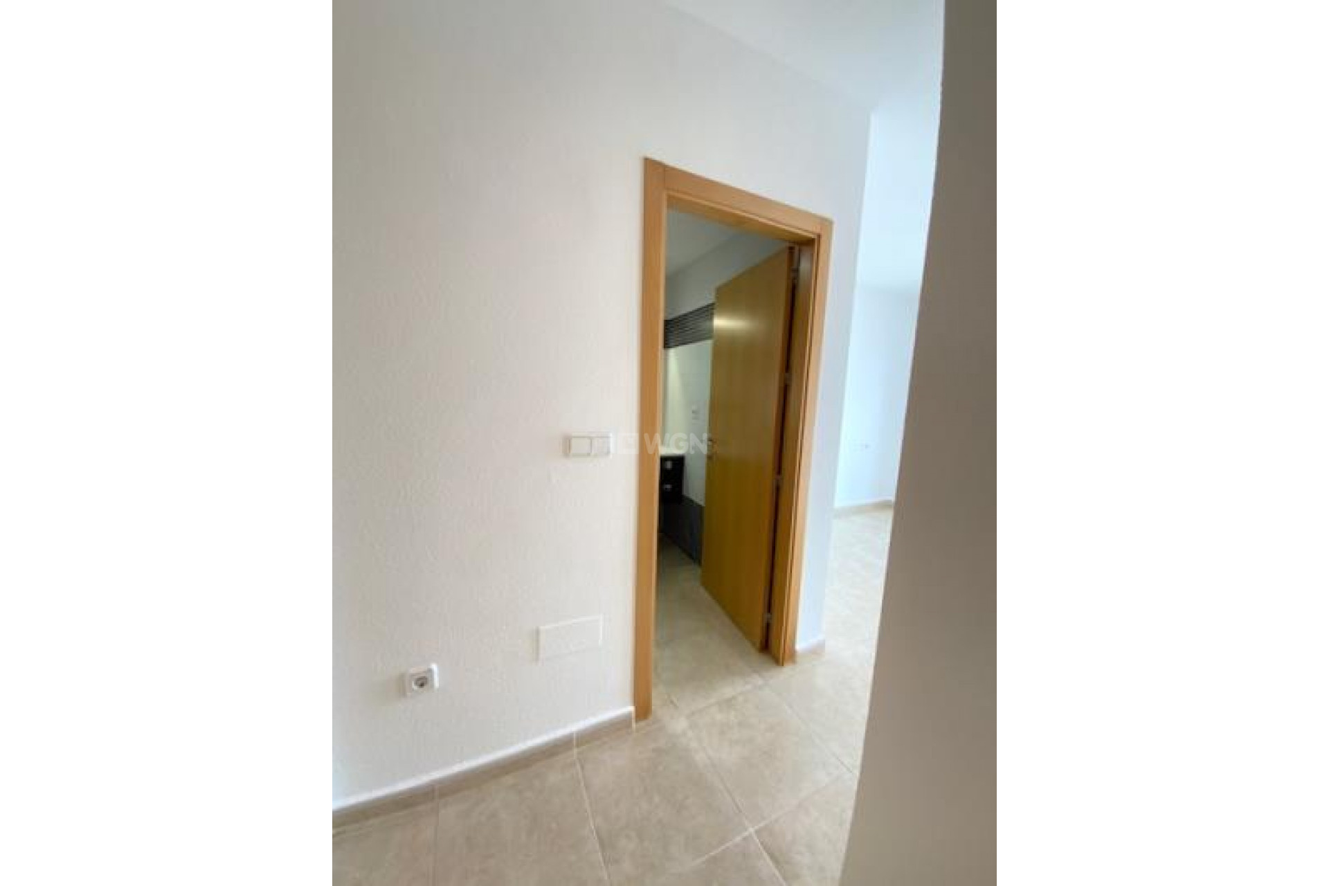 Reventa - Villa - Roldan - Inland