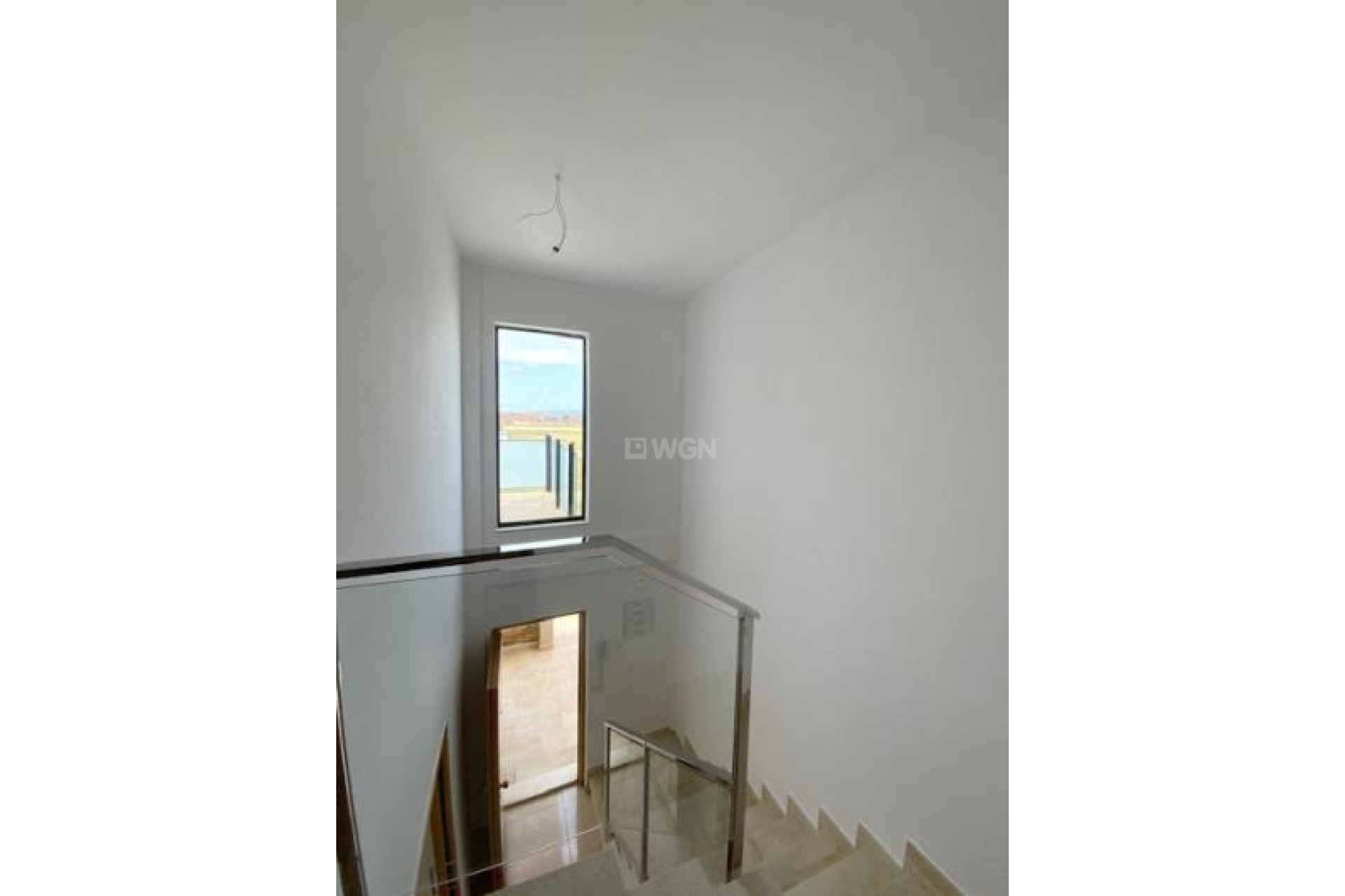 Reventa - Villa - Roldan - Inland