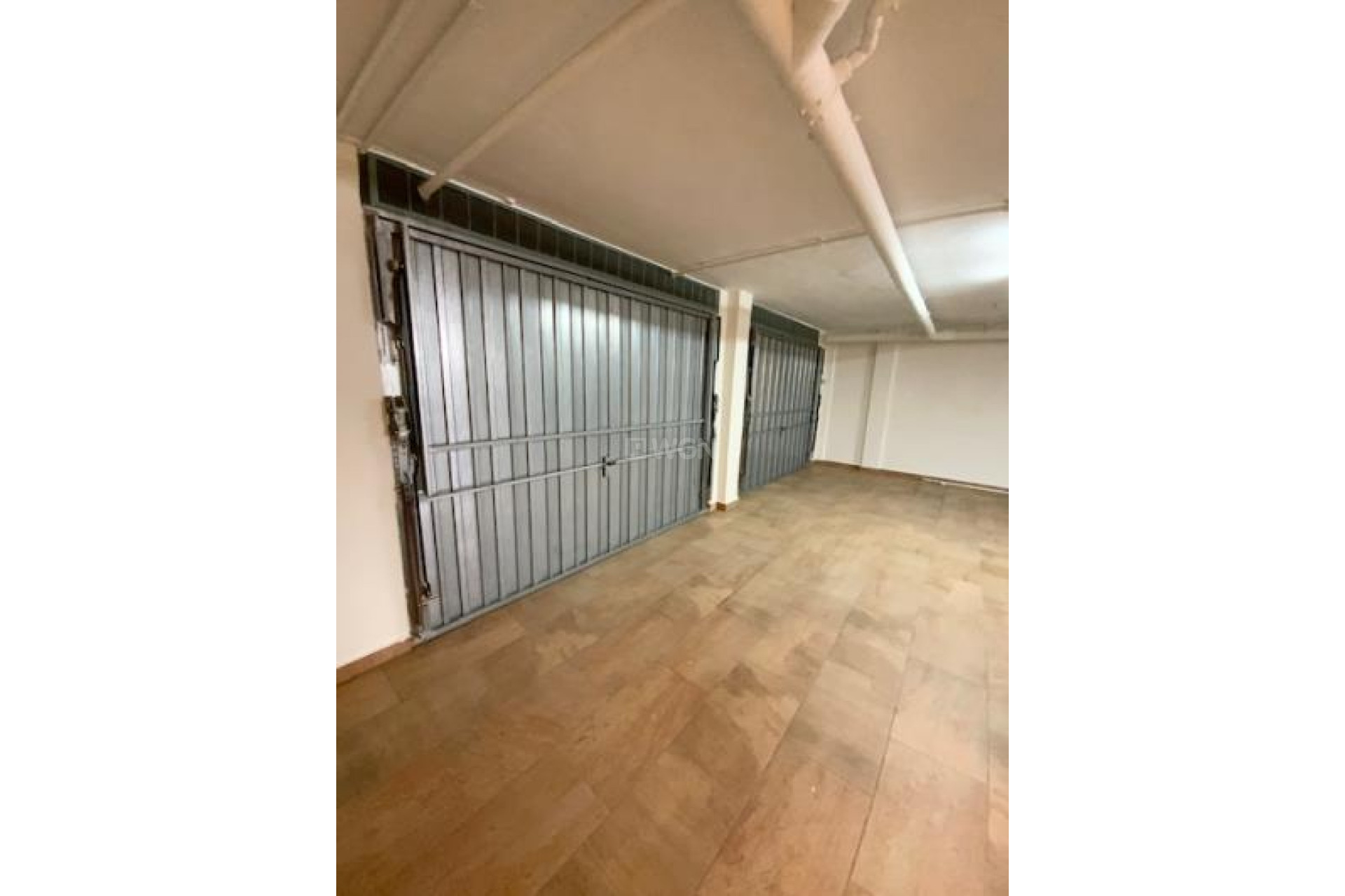 Reventa - Villa - Roldan - Inland