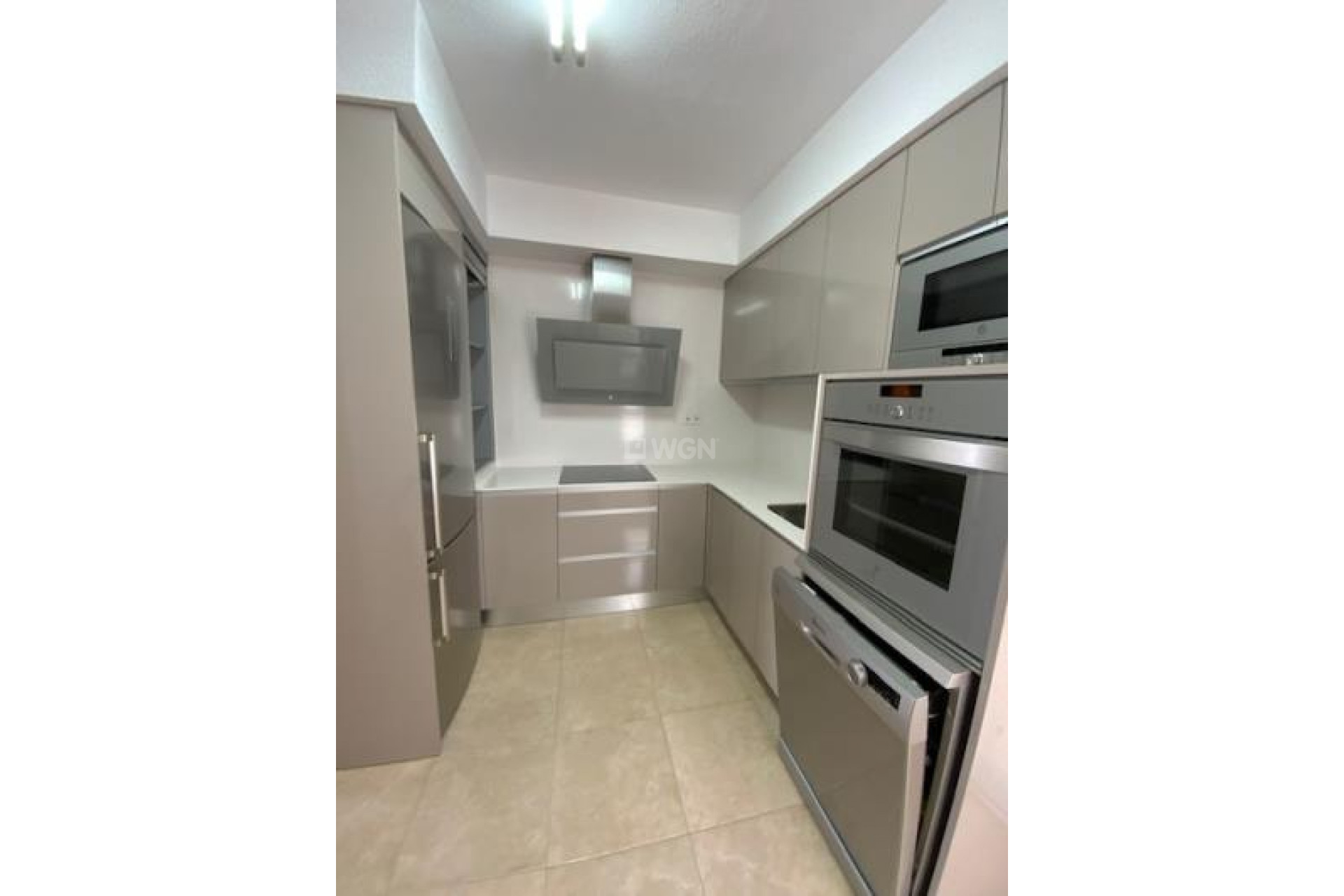 Reventa - Villa - Roldan - Inland