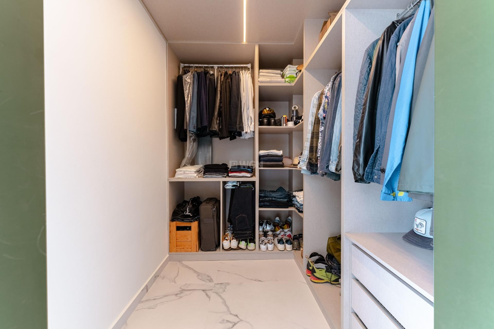 Reventa - Villa - San Miguel de Salinas - Bellavista