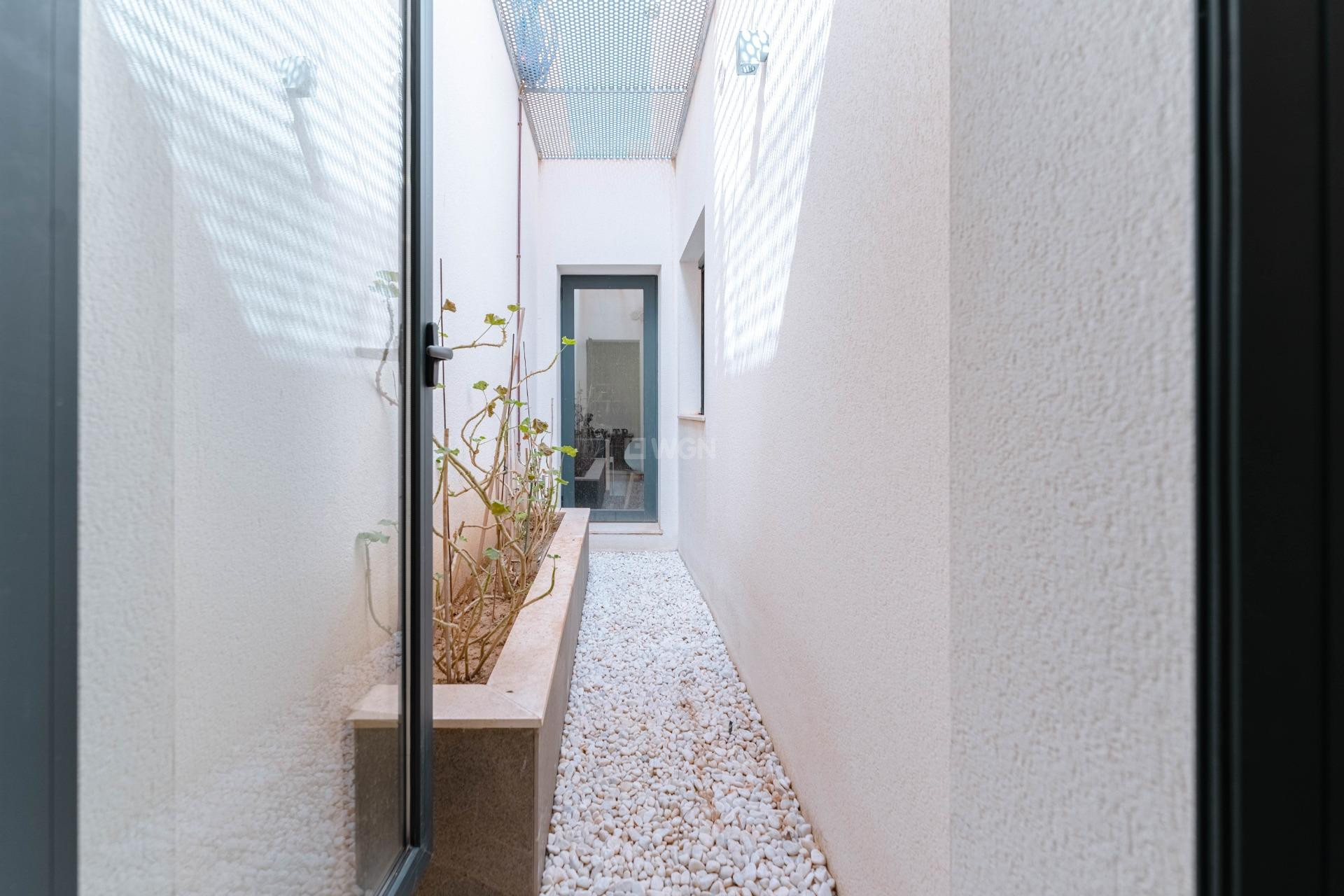 Reventa - Villa - San Miguel de Salinas - Bellavista