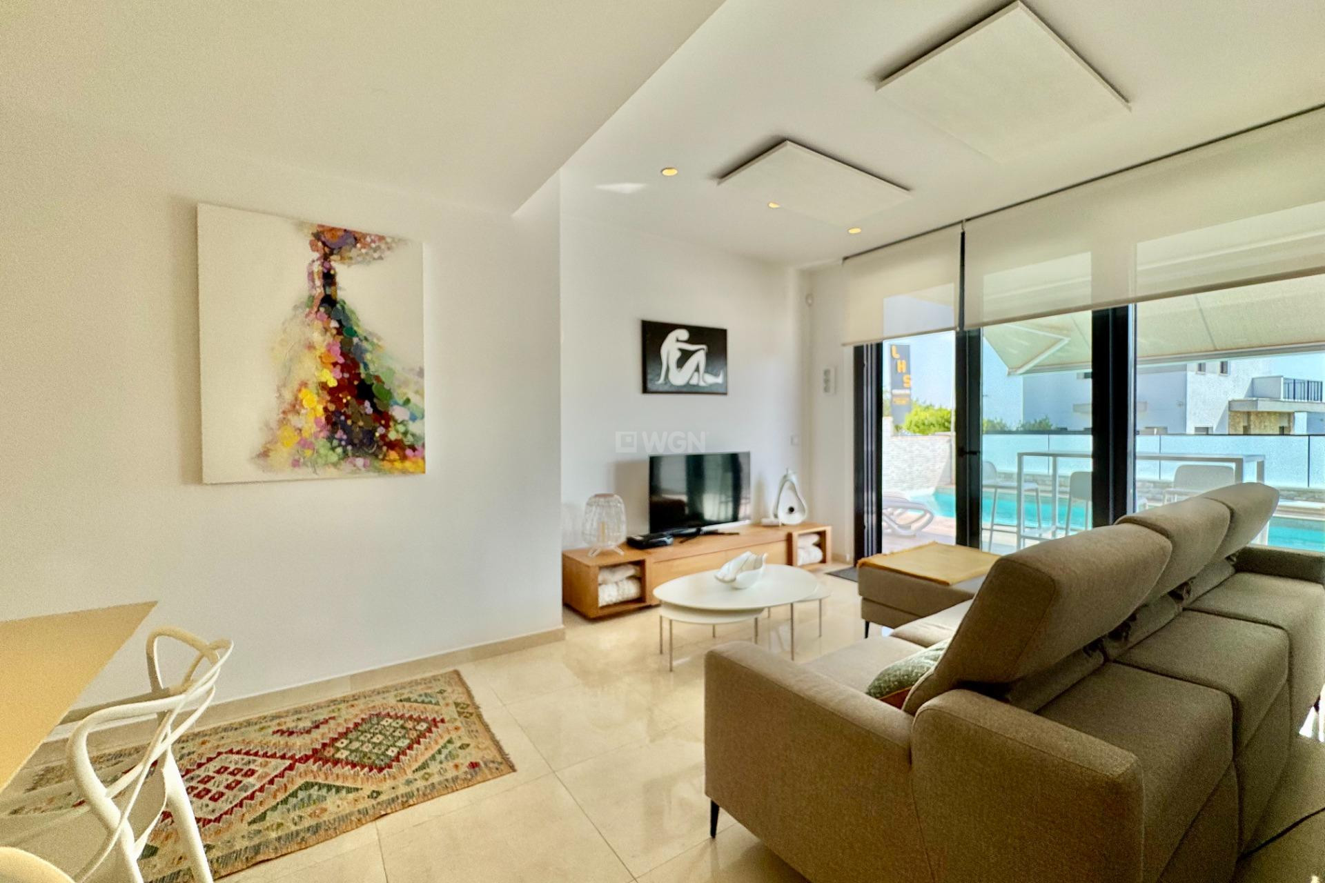 Reventa - Villa - San Miguel de Salinas - Bellavista