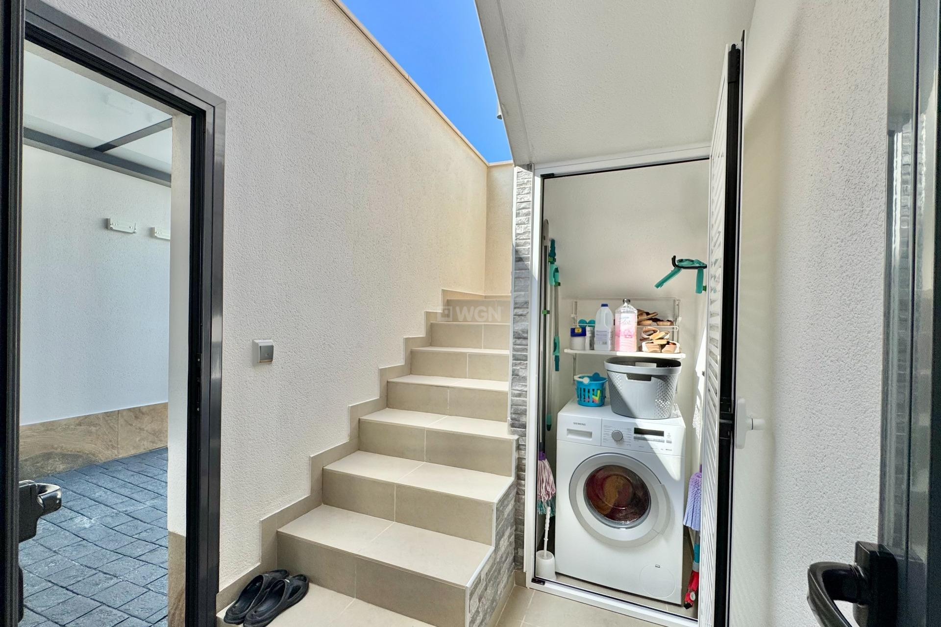 Reventa - Villa - San Miguel de Salinas - Bellavista