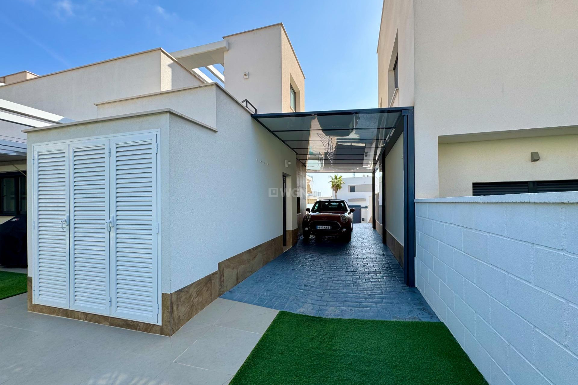 Reventa - Villa - San Miguel de Salinas - Bellavista