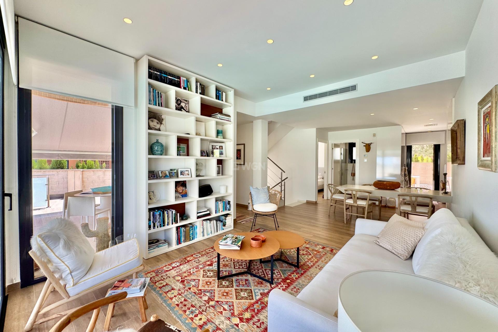 Reventa - Villa - San Miguel de Salinas - Bellavista