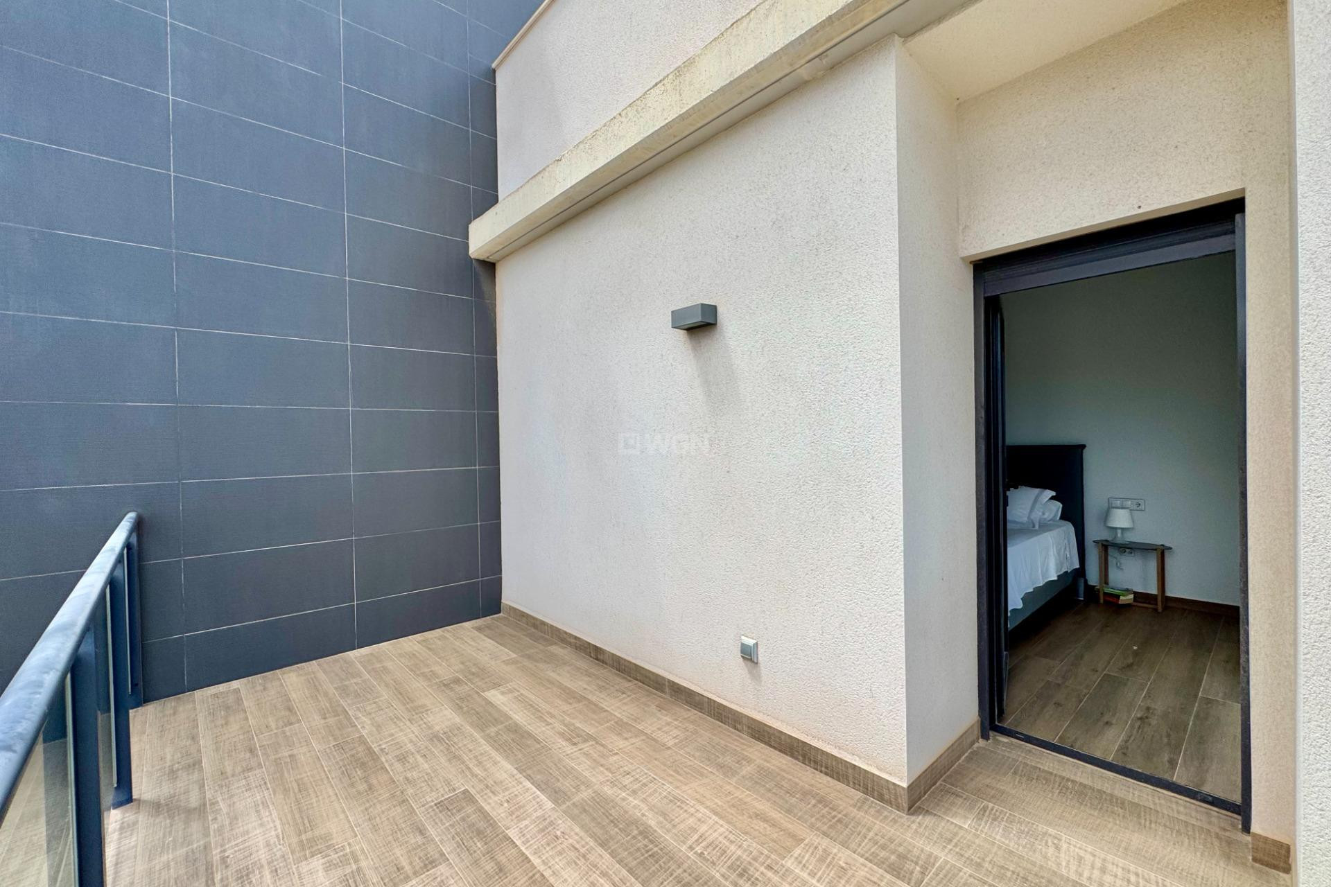Reventa - Villa - San Miguel de Salinas - Bellavista