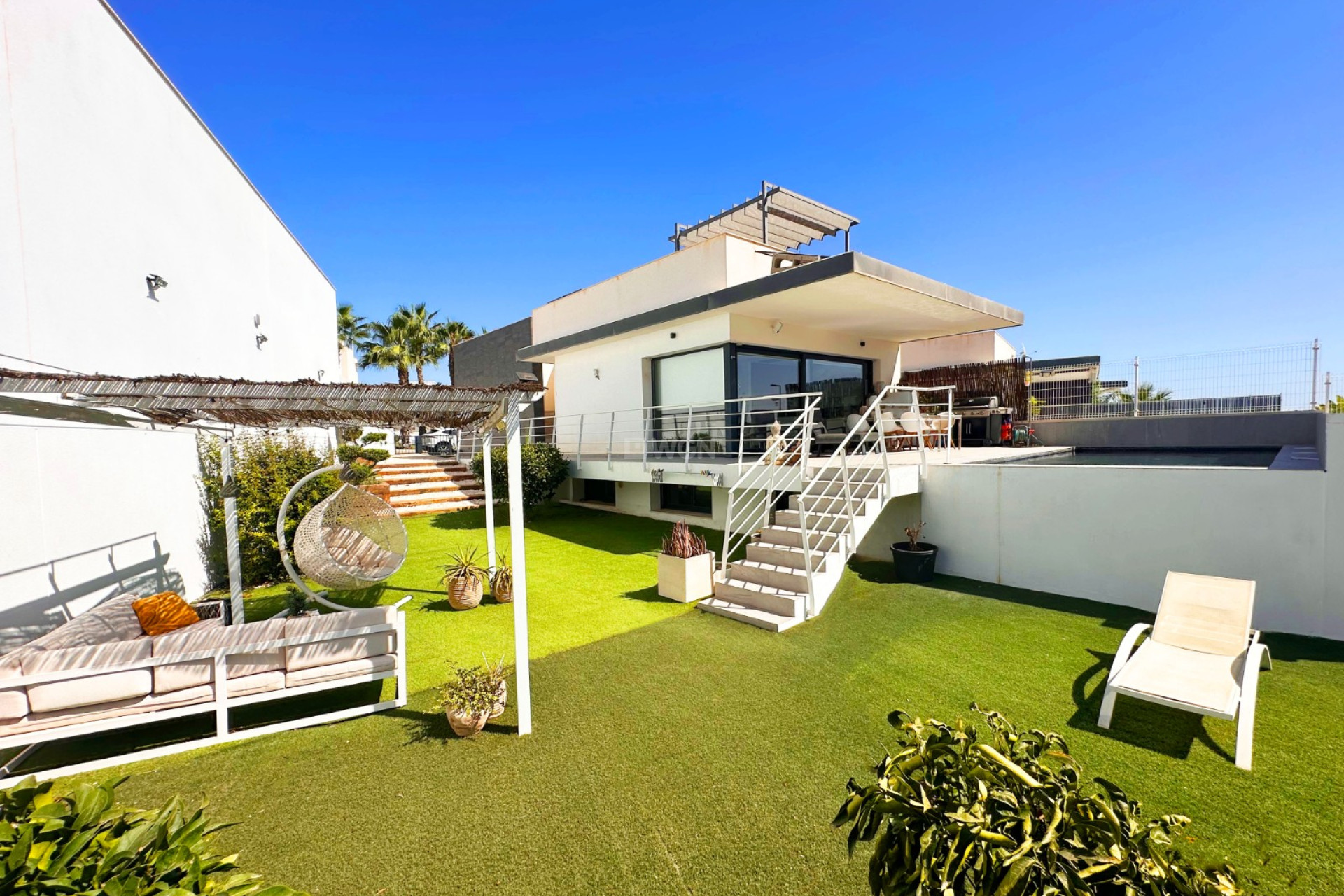 Reventa - Villa - San Miguel de Salinas - Inland