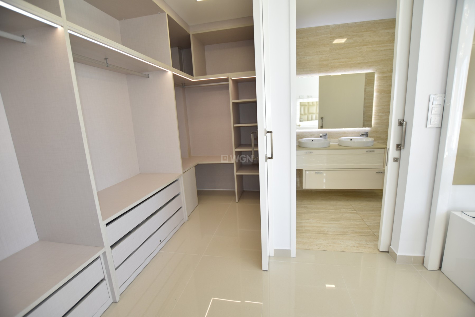 Reventa - Villa - San Miguel de Salinas - Inland