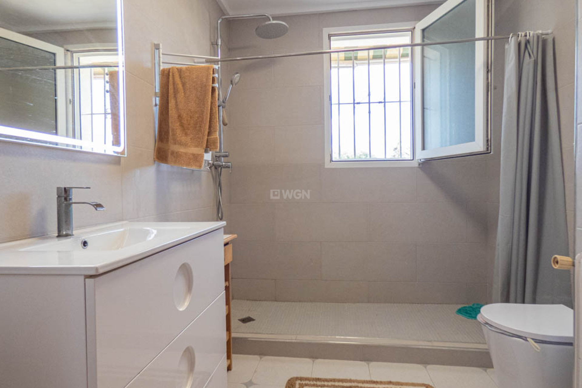 Reventa - Villa - San Miguel de Salinas - Inland