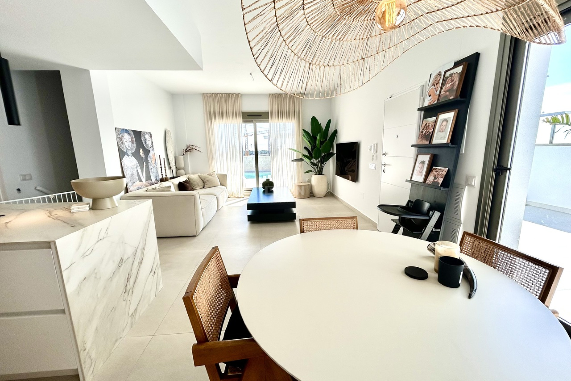 Reventa - Villa - San Miguel de Salinas - Inland