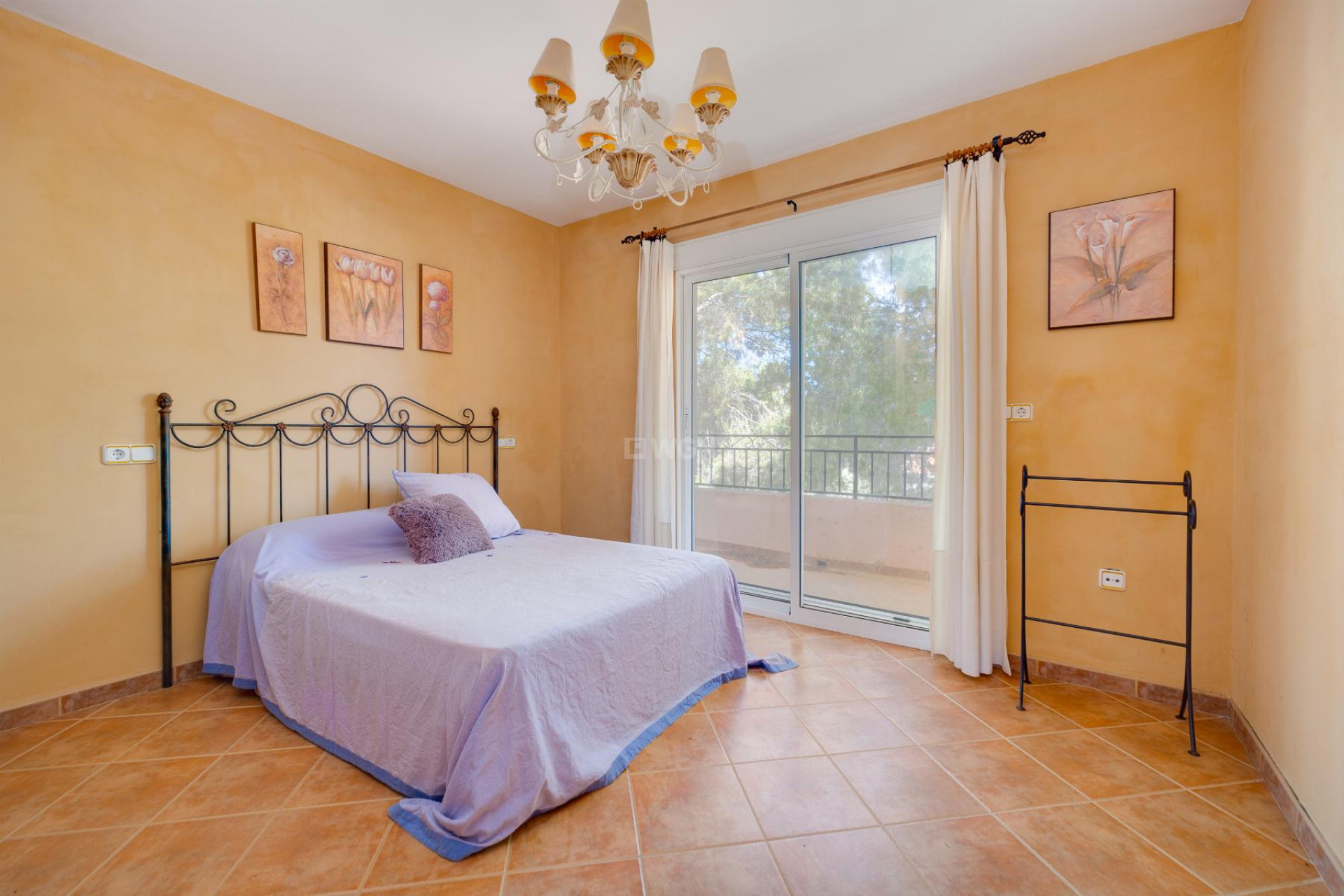 Reventa - Villa - San Miguel de Salinas - Inland