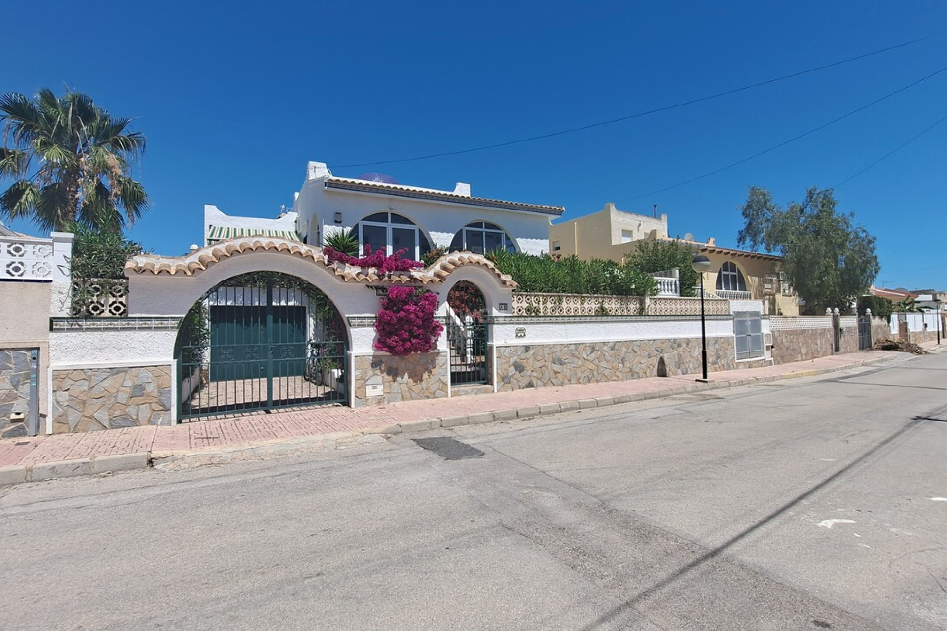 Reventa - Villa - San Miguel de Salinas - Inland