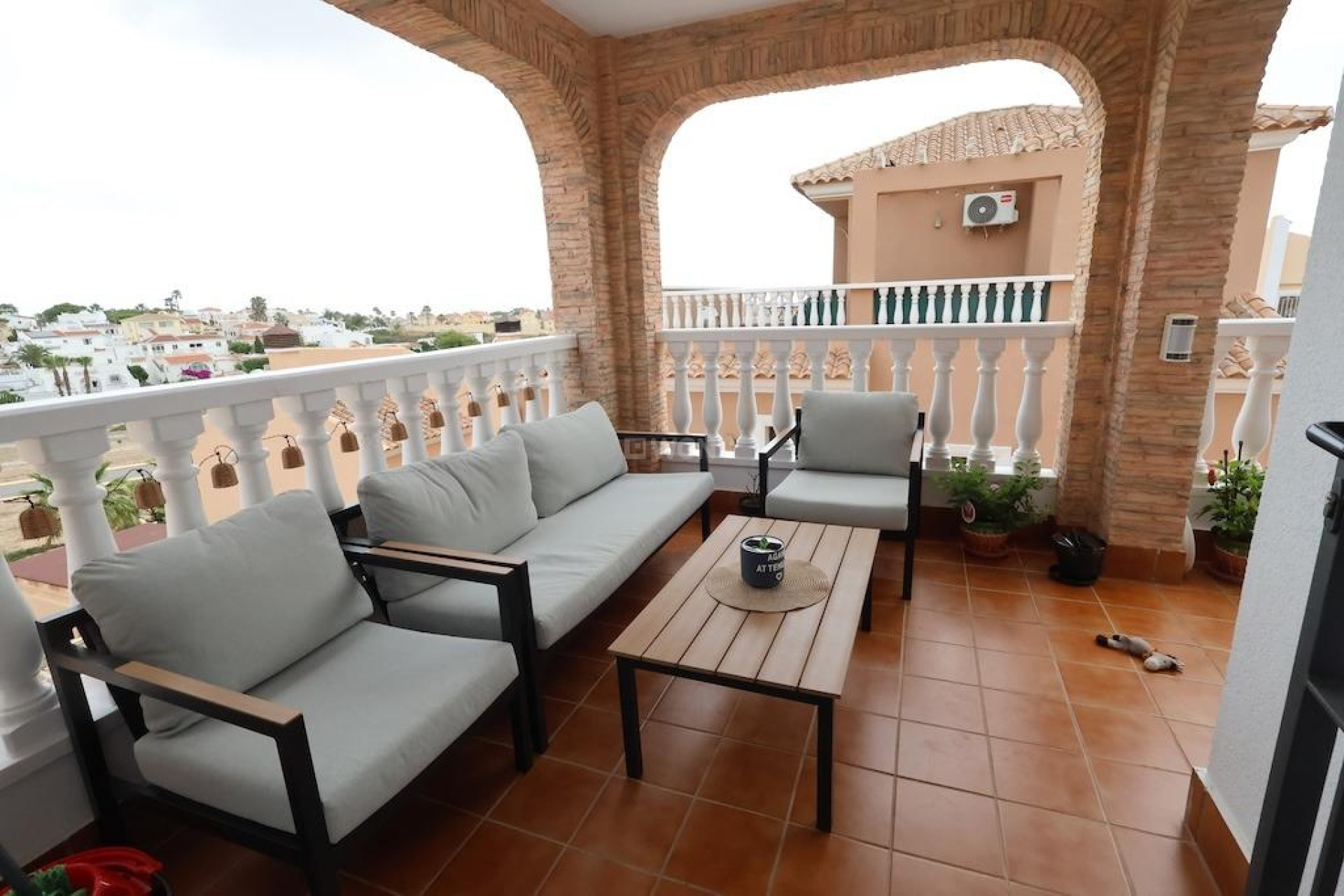 Reventa - Villa - San Miguel de Salinas - Inland