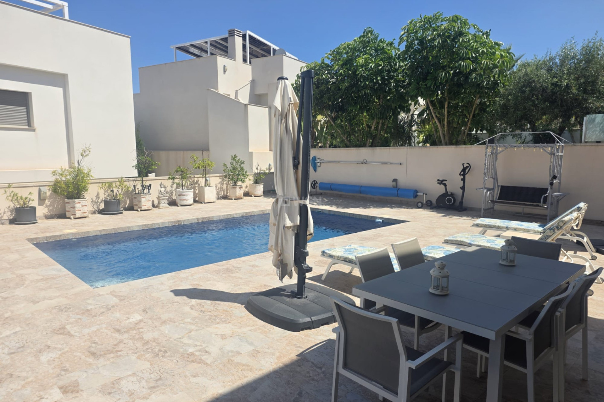 Reventa - Villa - San Miguel de Salinas - Inland