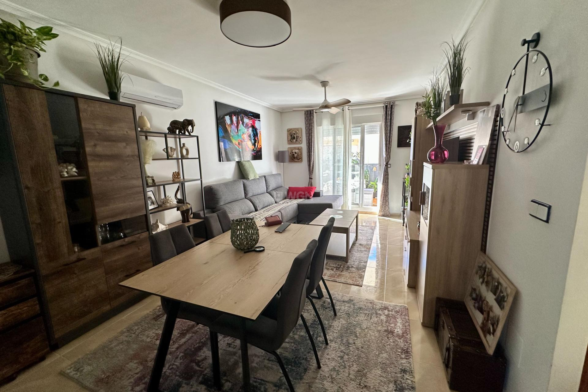 Reventa - Villa - San Miguel de Salinas - Residencial Los Flamencos