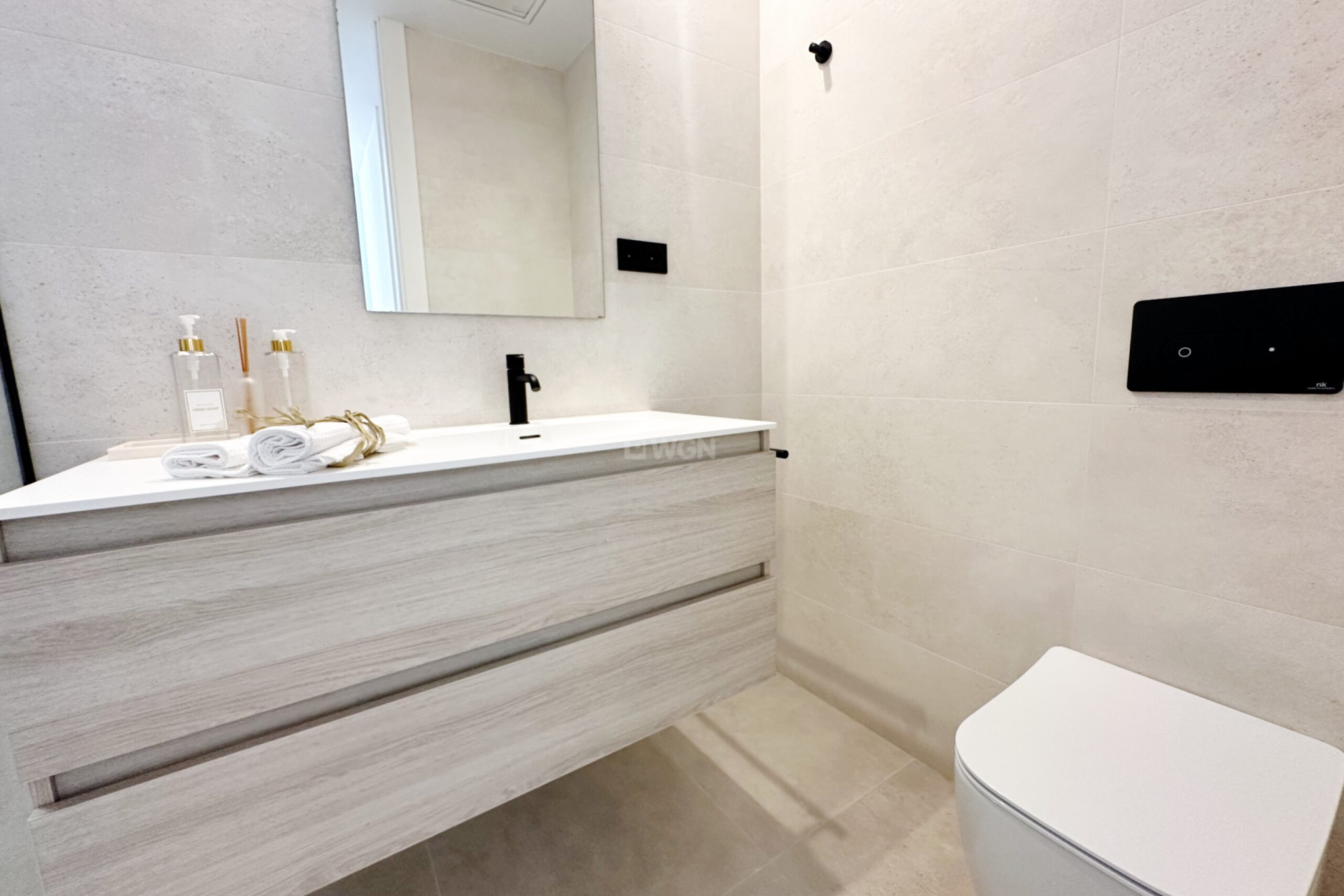 Reventa - Villa - Santa Rosalia Resort - Inland